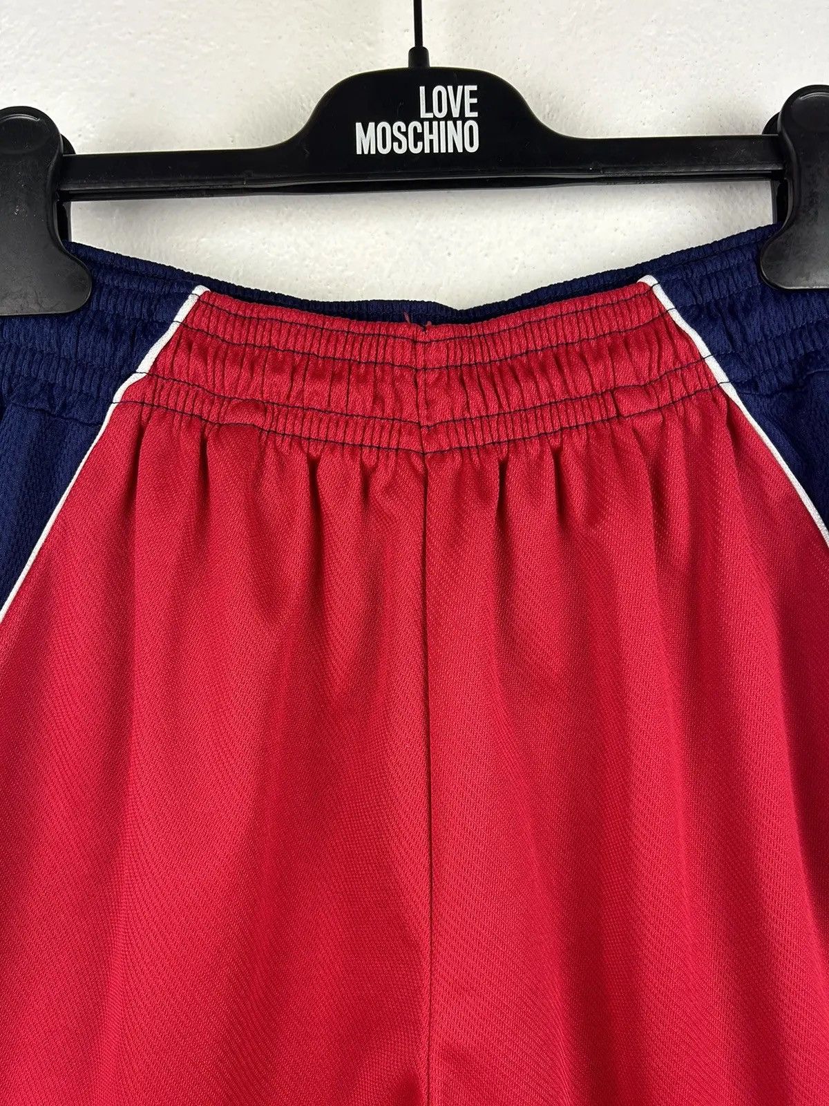 Adidas 00s Vintage Adidas FC Bayern Munchen 2000 Home Shorts Size US 36 / EU 52 - 4 Thumbnail