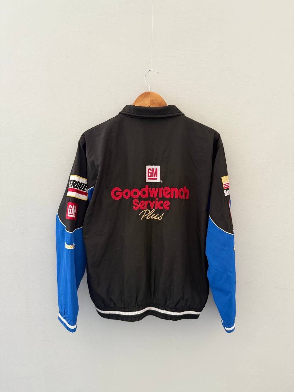 Chase Authentics × NASCAR × Vintage DALE EARNHARDT SR. GOODWRENCH WINSTON CUP CHASE NASCAR Size US L / EU 52-54 / 3 - 7 Thumbnail