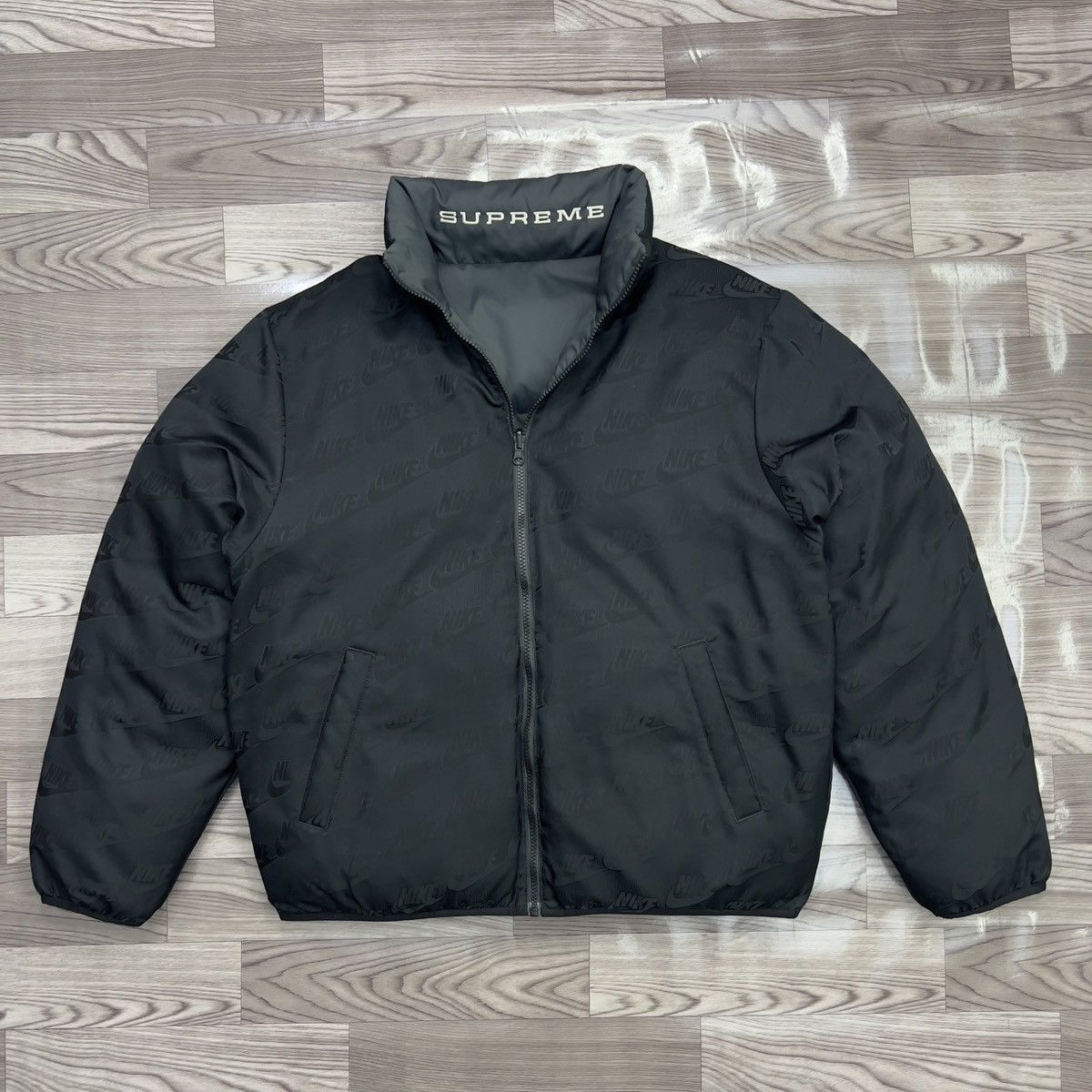 Nike × Supreme Nike x Supreme Reversible Puffer Jacket Size US M / EU 48-50 / 2 - 5 Thumbnail