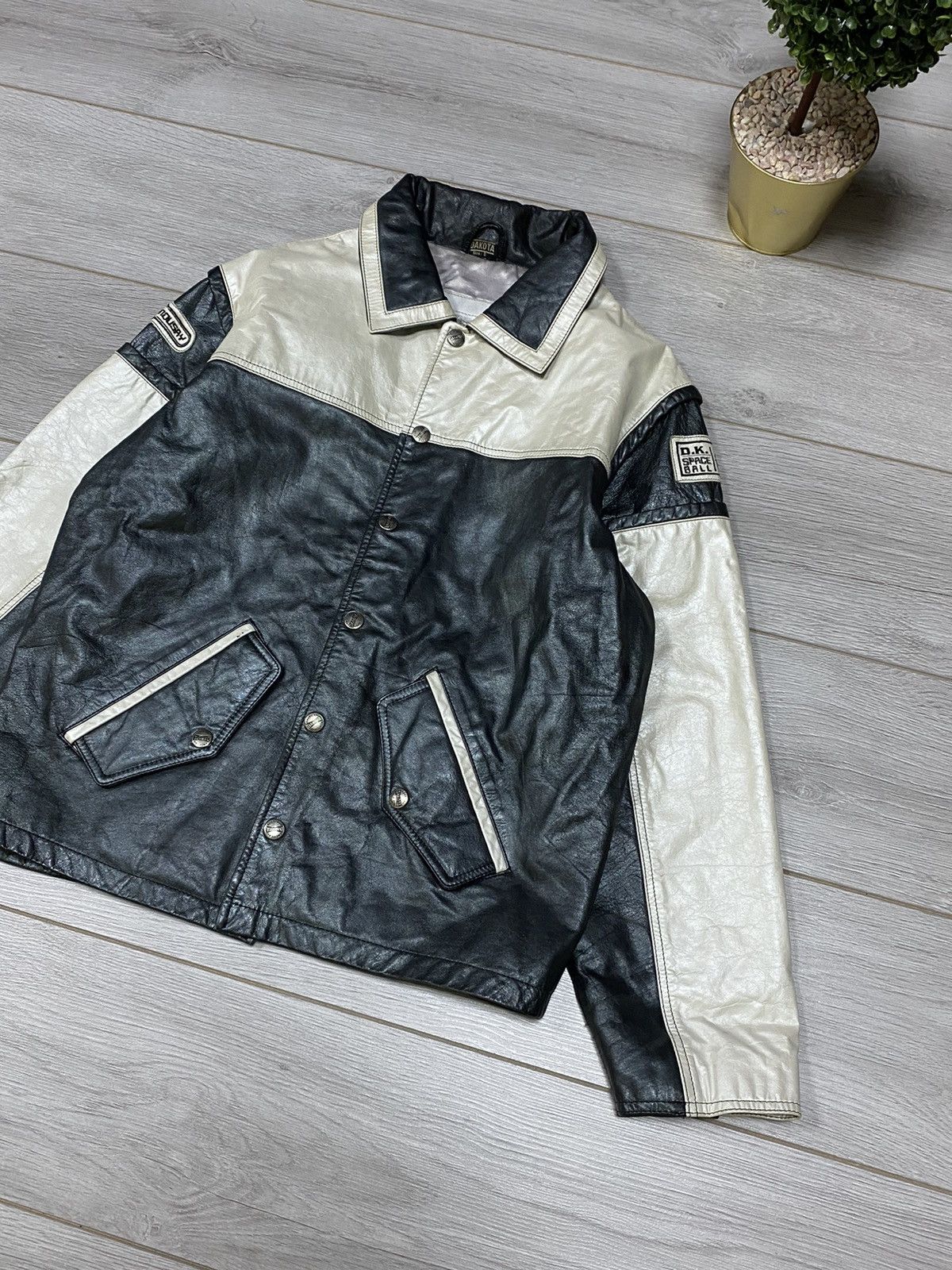 Vintage Dacota tank driver nuclear zone vintage leather jacket Size US S / EU 44-46 / 1 - 5 Thumbnail