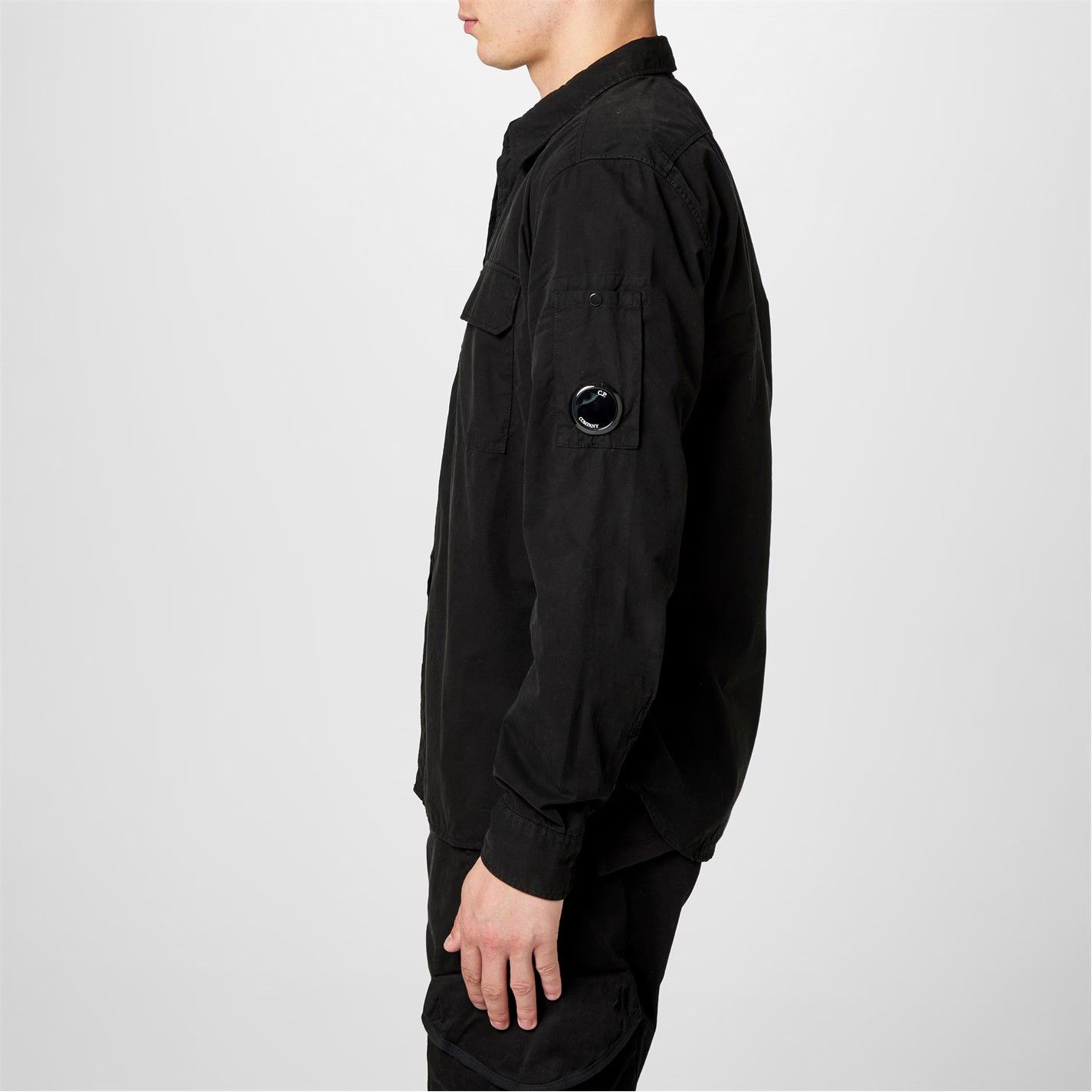 C.P. Company o1g2r1mq0426 Lens Double Chest Overshirt in Black Size US S / EU 44-46 / 1 - 5 Thumbnail