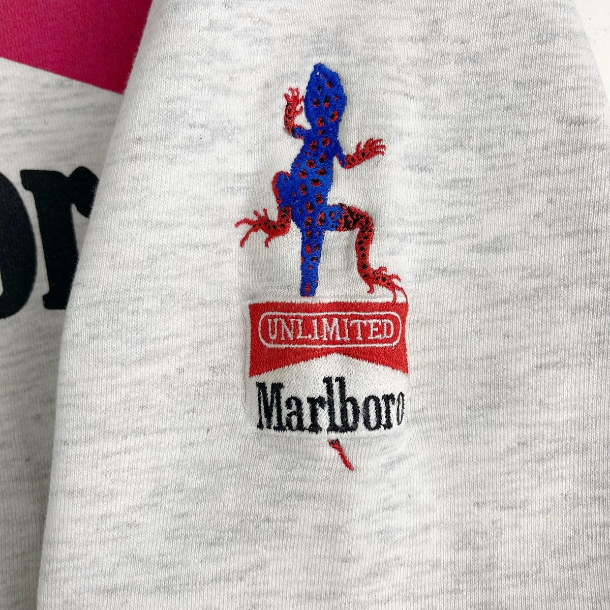 Marlboro × Marlboro Unlimited × Vintage 90’s Marlboro Unlimited Sweatshirt Size US XL / EU 56 / 4 - 7 Thumbnail