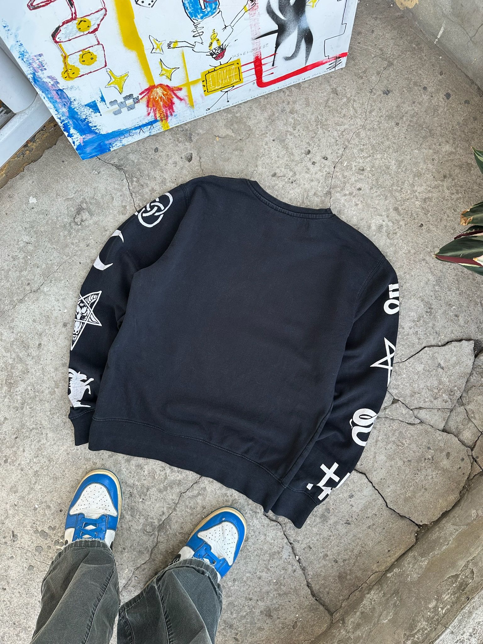 Killstar Killstar 666 alien weed overprinted sweatshirt marijuana Size US M / EU 48-50 / 2 - 7 Thumbnail