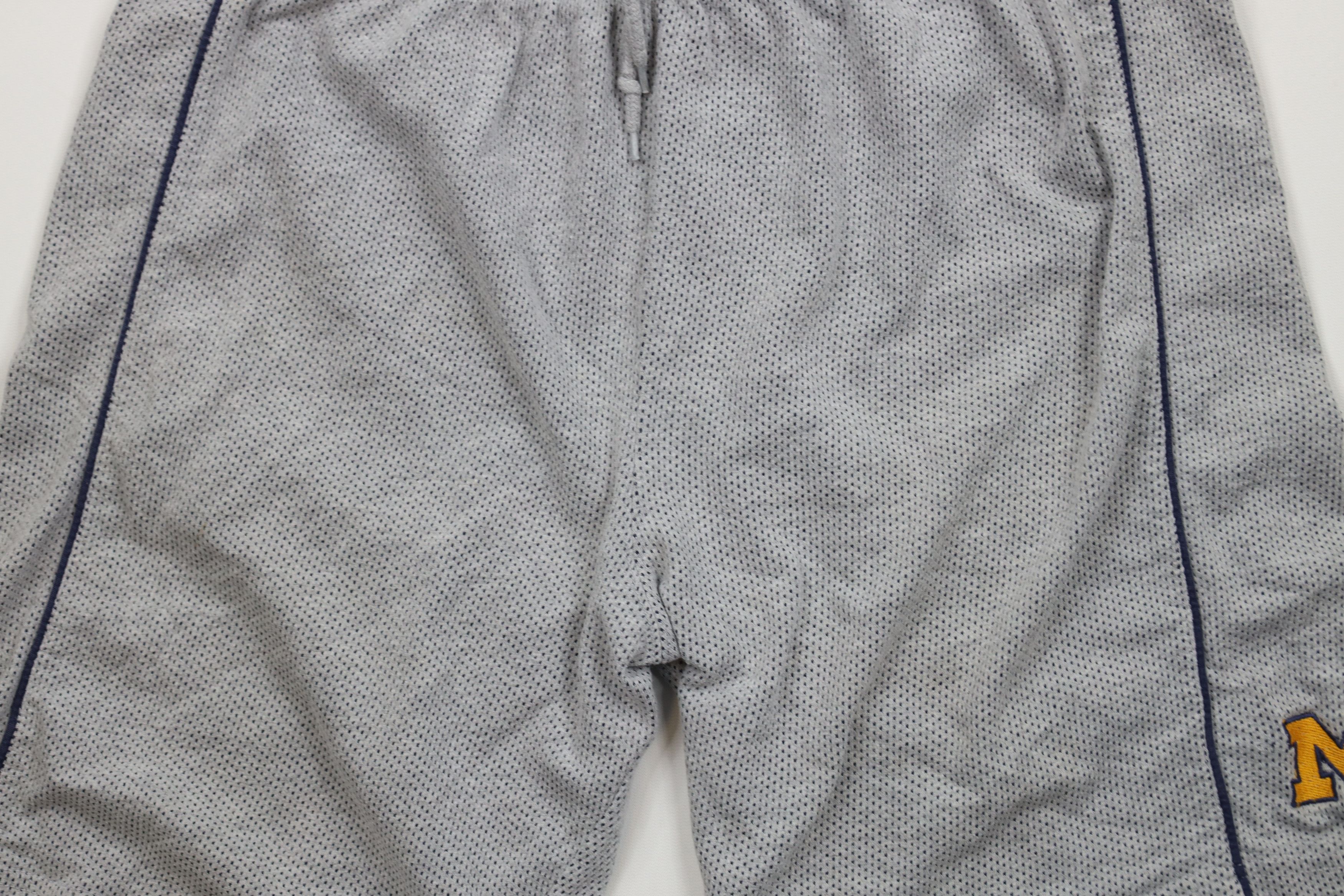 Vintage Vintage 90s University of Michigan Mesh Above Knee Shorts Size US 36 / EU 52 - 3 Thumbnail