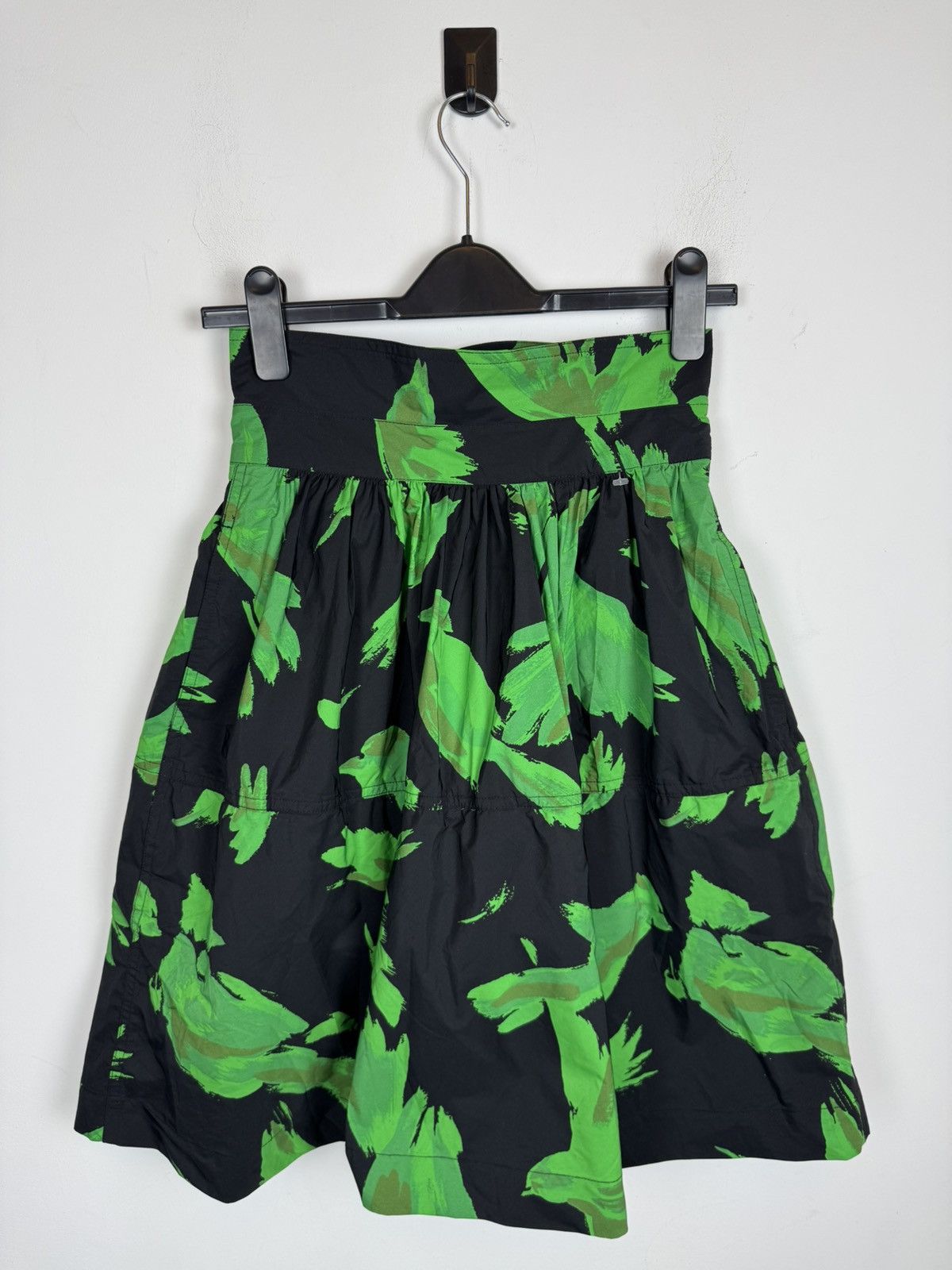 Essentiel Antwerp Essentiel Antwerp Black and green gathered mini skirt Size 34" / US 12 / IT 48 - 1 Thumbnail