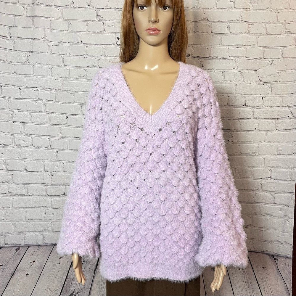 Andrew Marc Marc New York Andrew Marc V-Neck Long Sleeve Lilac Sweater Size XL / US 12-14 / IT 48-50 - 1 Thumbnail