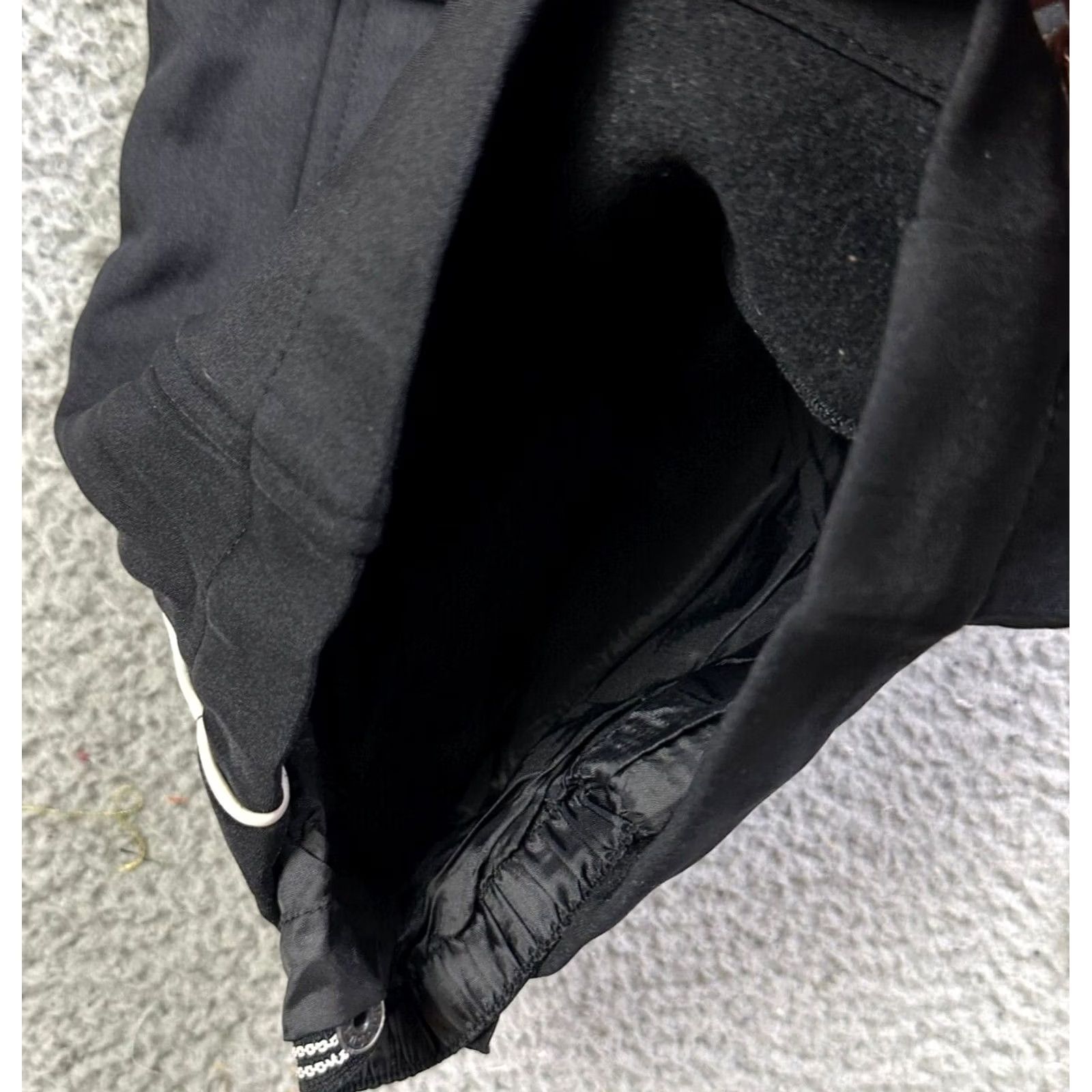 Vintage VINTAGE Polar Dream Pants Womens 10-12 Black Ski Nylon Spandex Wide-Leg Outdoor Winter Adult Womens Size 32" / US 10 / IT 46 - 7 Thumbnail