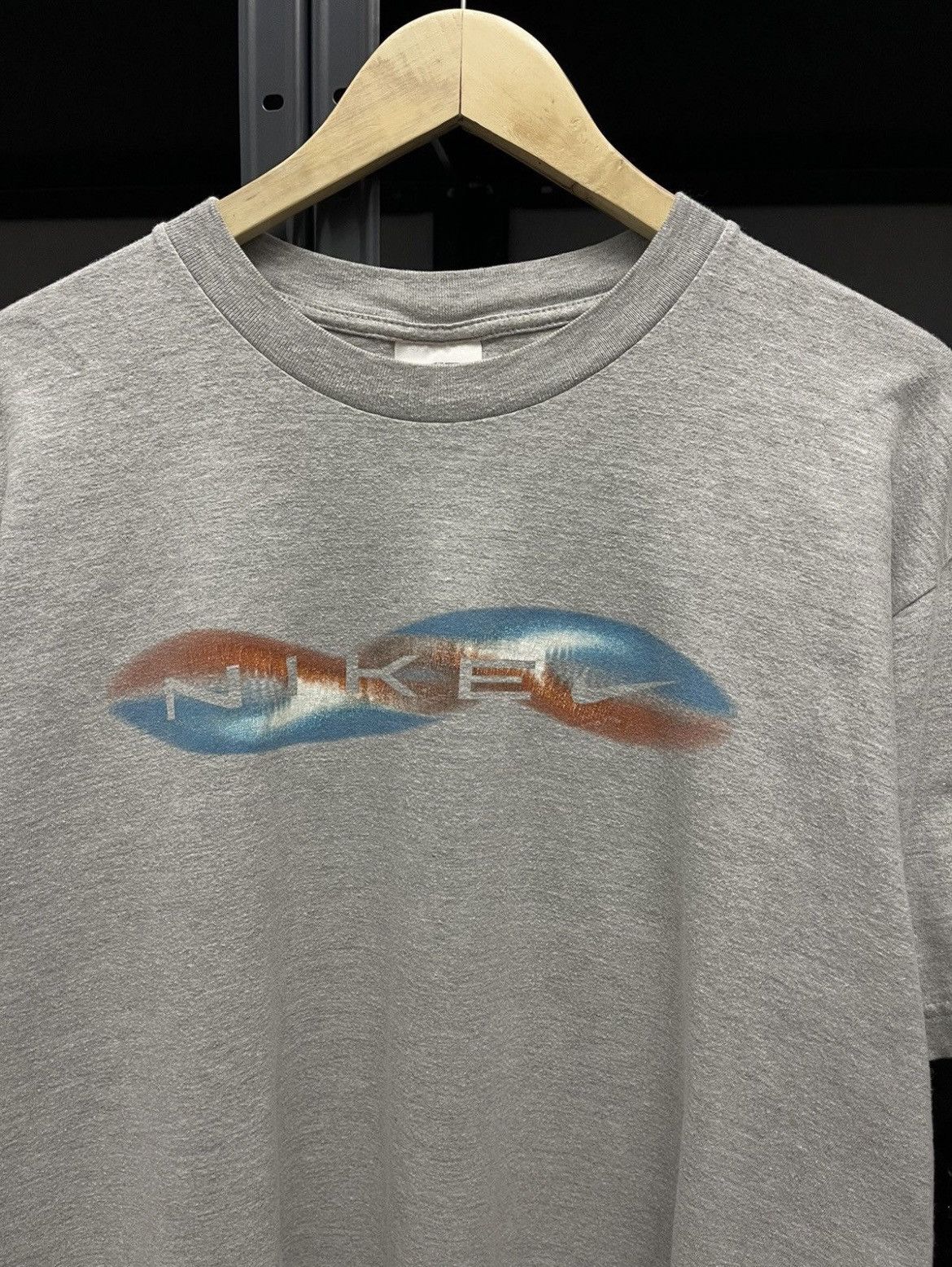Nike Vintage Nike Logo T-shirt Size US L / EU 52-54 / 3 - 2 Thumbnail