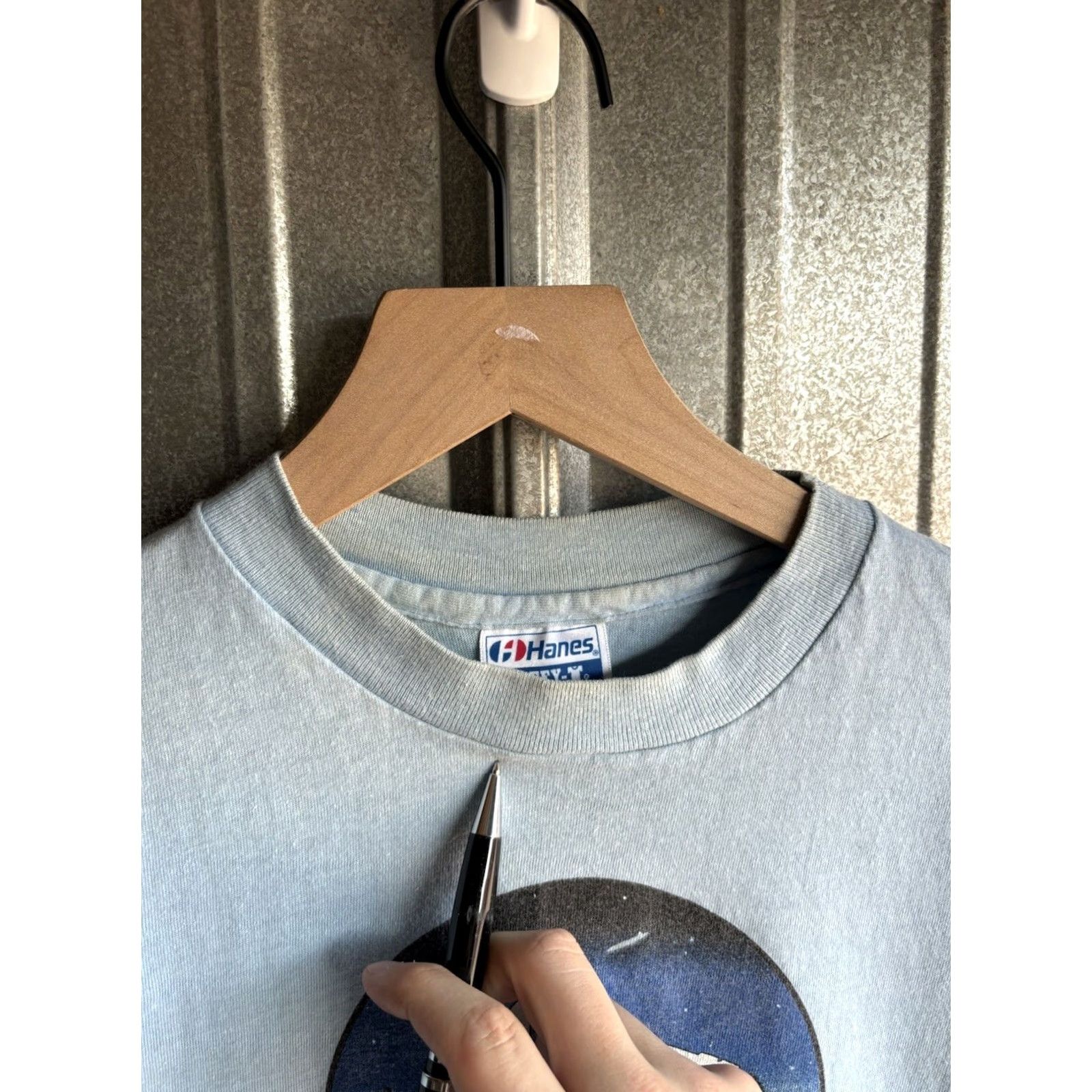 Hanes VINTAGE Hanes Sterling Vineyards Tee S Cotton Crew Neck Short Sleeve Blue 80s 90s Art USA Mens T-Shirt Size US S / EU 44-46 / 1 - 4 Thumbnail