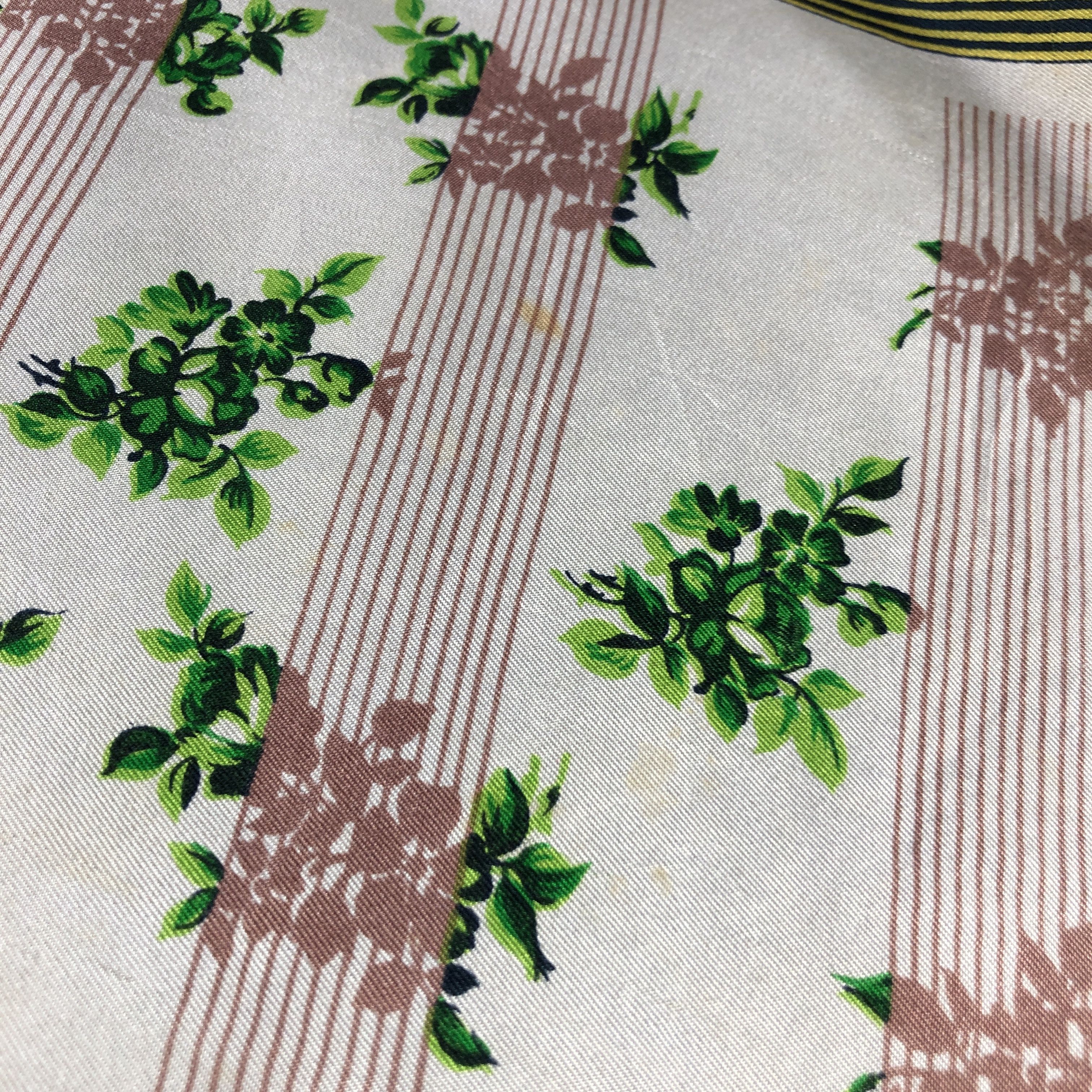 Japanese Brand Vintage Luxury Floral Hand Rolled Silk Scarf M1332 Size ONE SIZE - 9 Thumbnail