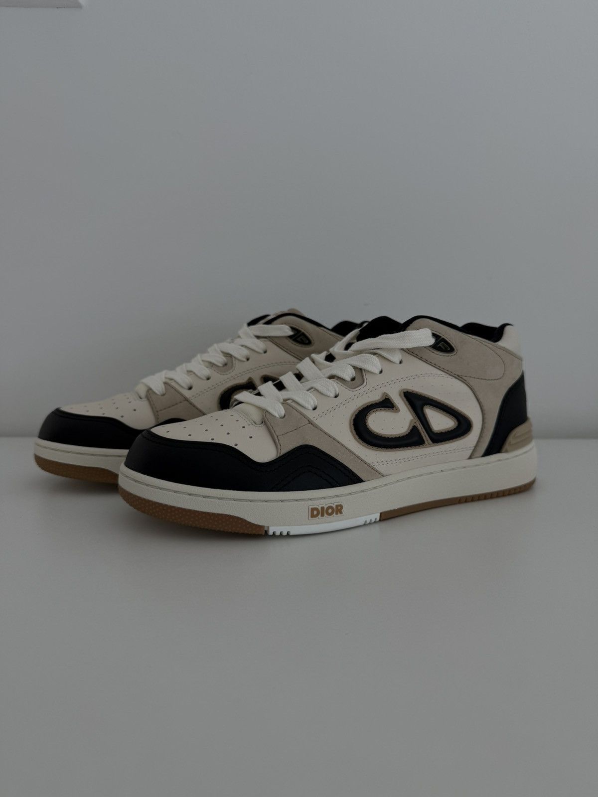 Dior Dior B57 Mid Top Sneaker Size US 5.5 / EU 38 - 1 Thumbnail