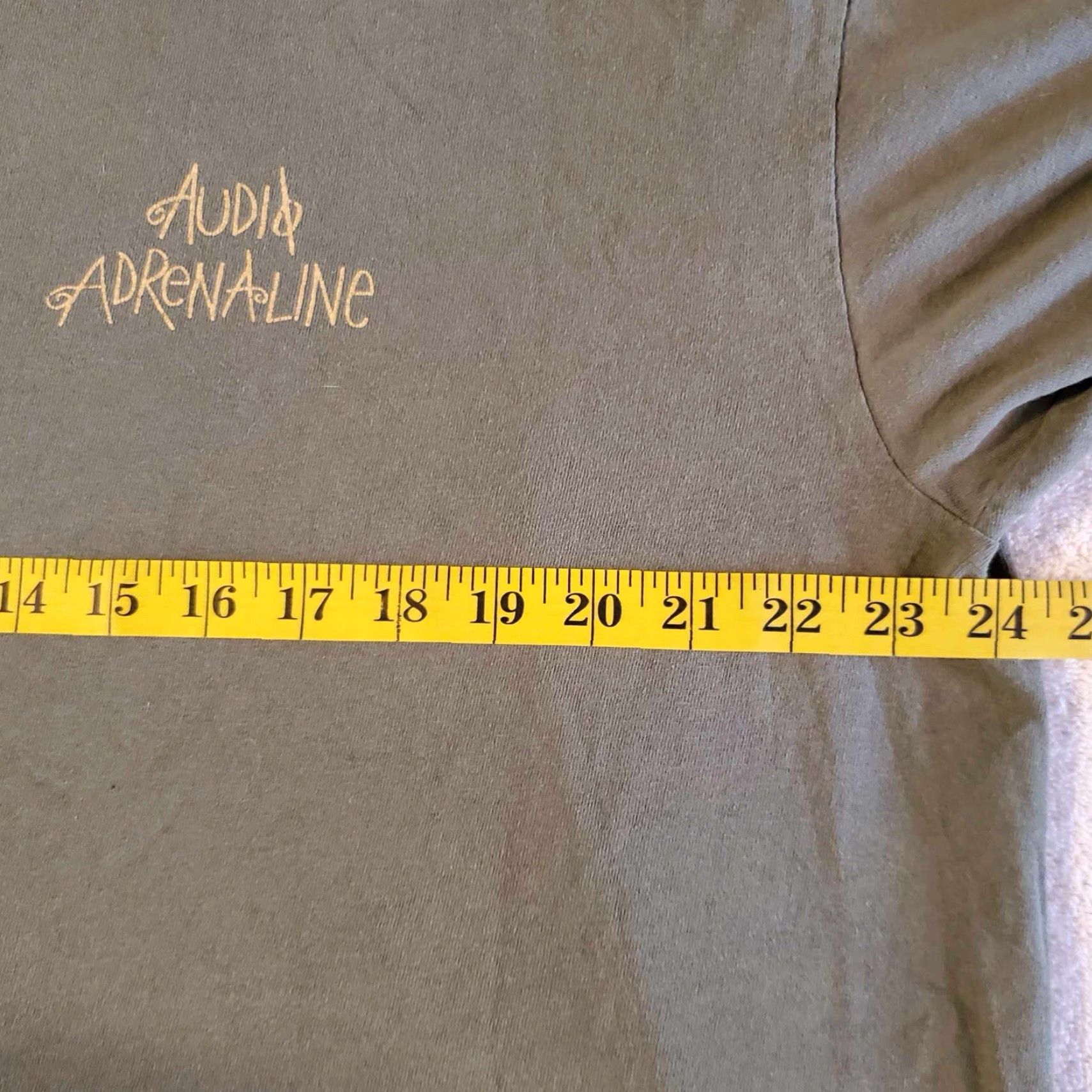 Vintage VINTAGE Audio Adrenaline T Shirt SINGLE STITCH AUTOGRAPHED SIGNED Rare XL Men Green Band Shirts XL Mens Size US XL / EU 56 / 4 - 5 Thumbnail