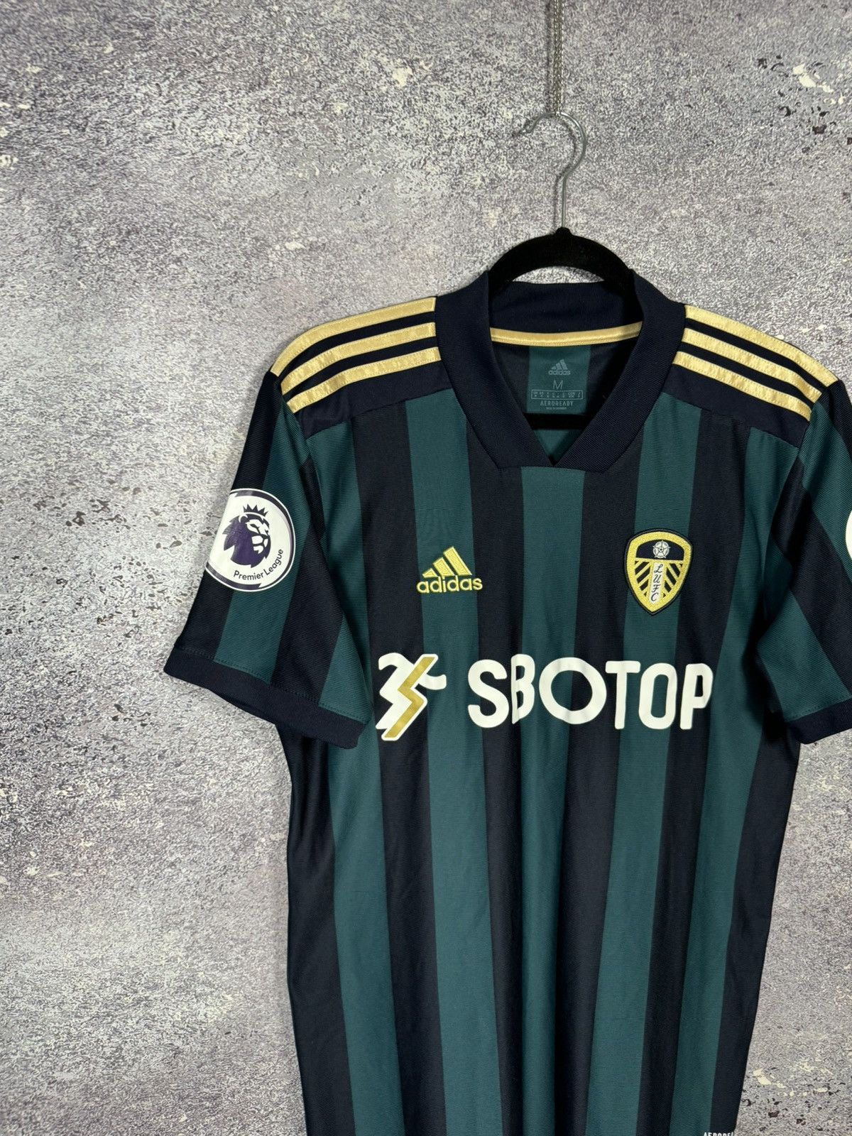 Adidas × Vintage Vintage Leeds United 2020/21 Away Adidas Soccer Jersey Size US M / EU 48-50 / 2 - 3 Thumbnail