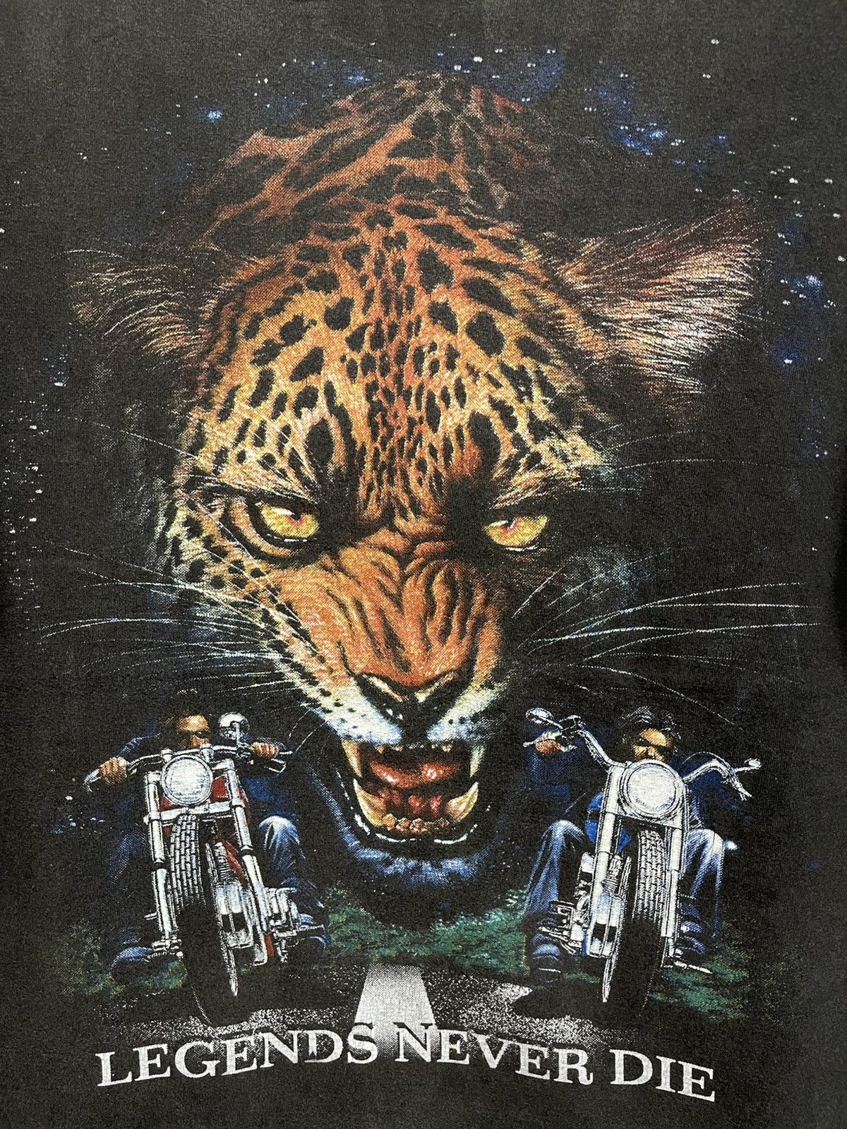Harley Davidson Vintage Sunfaded Harley Davidson " Legend Never Die "🔥🔥🔥 Size US XL / EU 56 / 4 - 4 Thumbnail