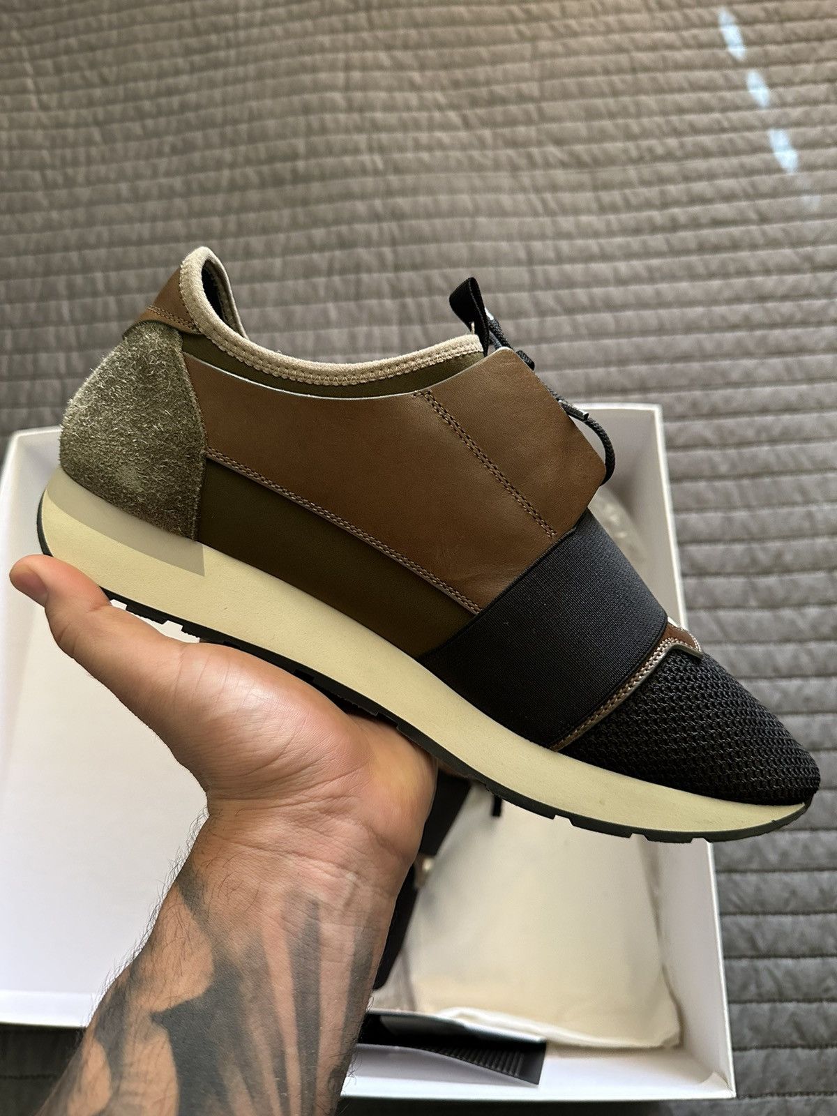 Balenciaga Balenciaga Race Runner Low Top Sneaker Size US 9 / EU 42 - 3 Thumbnail