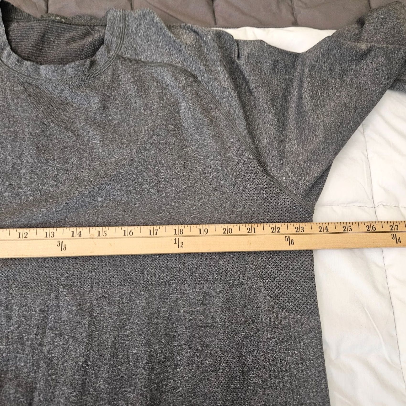 Lululemon Lululemon Men’s Heather Gray Metal Vent Tech Workout Top XXL Shirt Short Sleeve Logo Activewear All Seasons Sports Mens Regular Color Gray 2XL Size US XXL / EU 58 / 5 - 4 Thumbnail