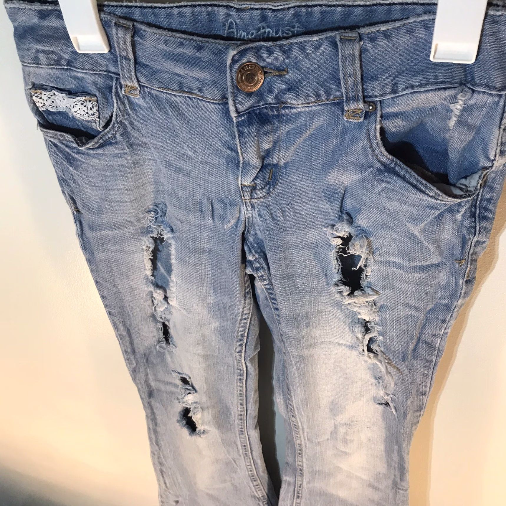Vintage VINTAGE Amethyst Women Jeans Flared Distressed Low-Rise Juniors Size 9 Blue Size 30" / US 8 / IT 44 - 2 Thumbnail