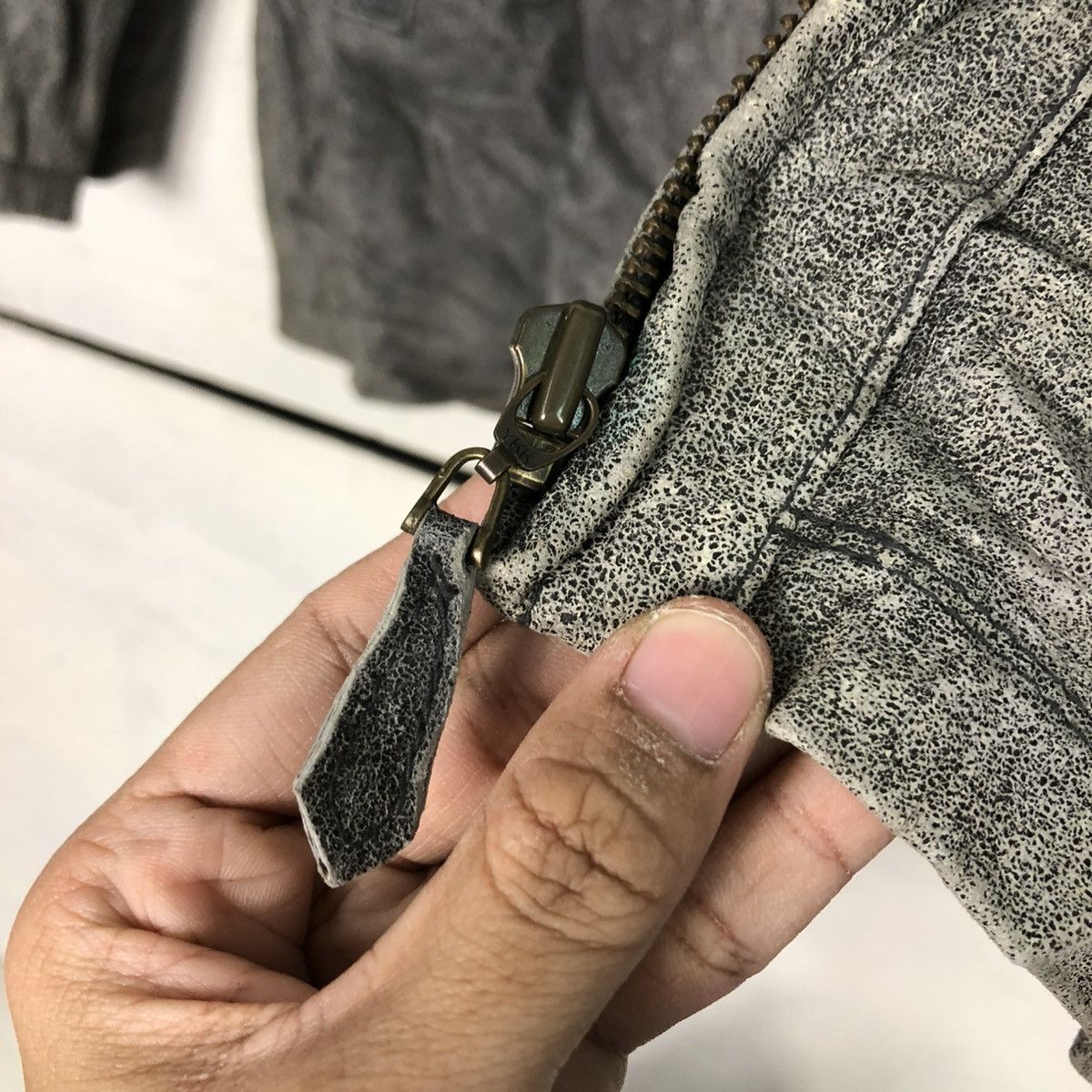 Japanese Brand 🔥VINTAGE BOMBER LEATHER JACKET BIKER DAN VALENTINO PARIS Size US L / EU 52-54 / 3 - 18 Thumbnail