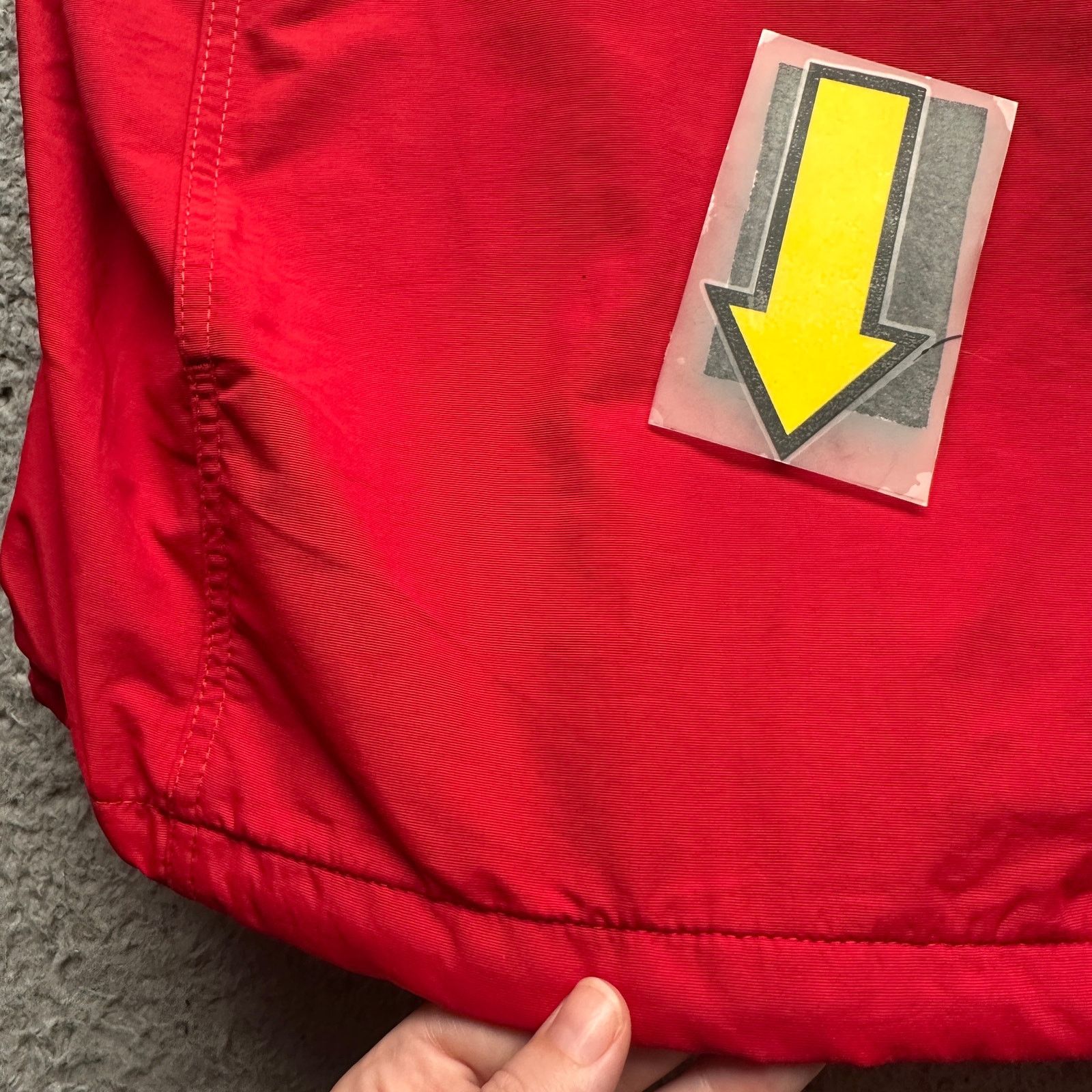 Huf HUF x Budweiser Windbreaker Jacket Men Small Red Hooded 1/4 Size US S / EU 44-46 / 1 - 11 Thumbnail