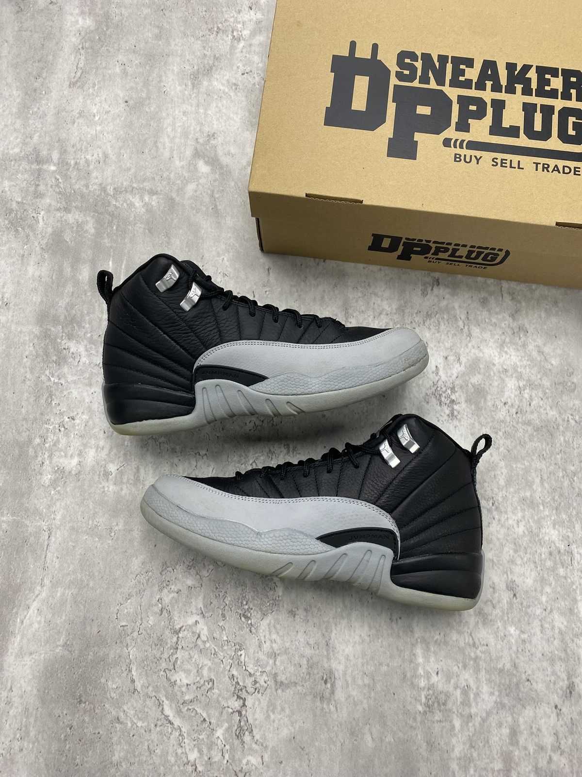 Jordan Brand Size 7Y - Jordan 12 Retro “Barons” Size US 7 / EU 40 - 1 Thumbnail