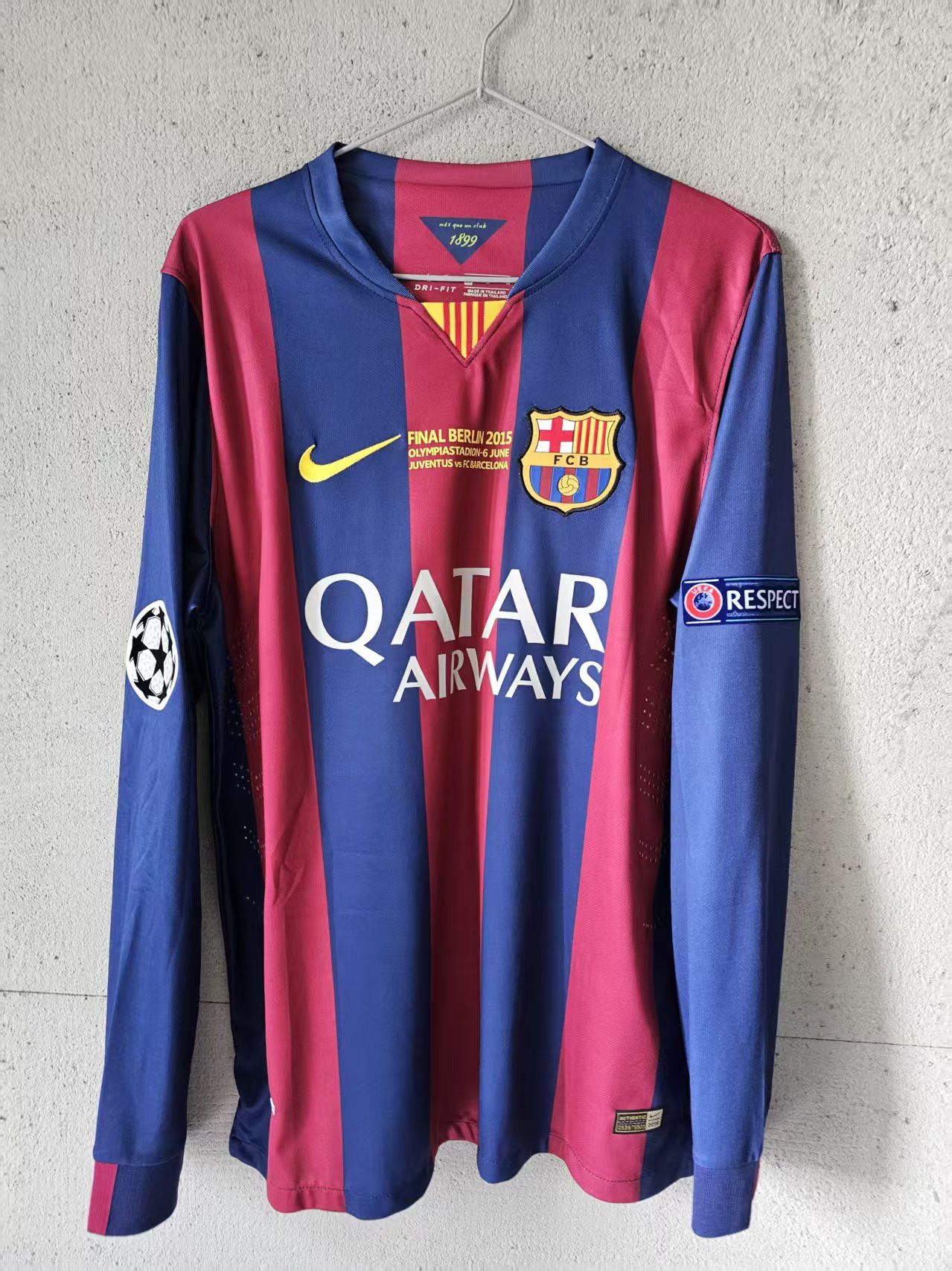 Other 2015 Barcelona #11 Neymar Jersey Longsleeve Size US XL / EU 56 / 4 - 2 Thumbnail