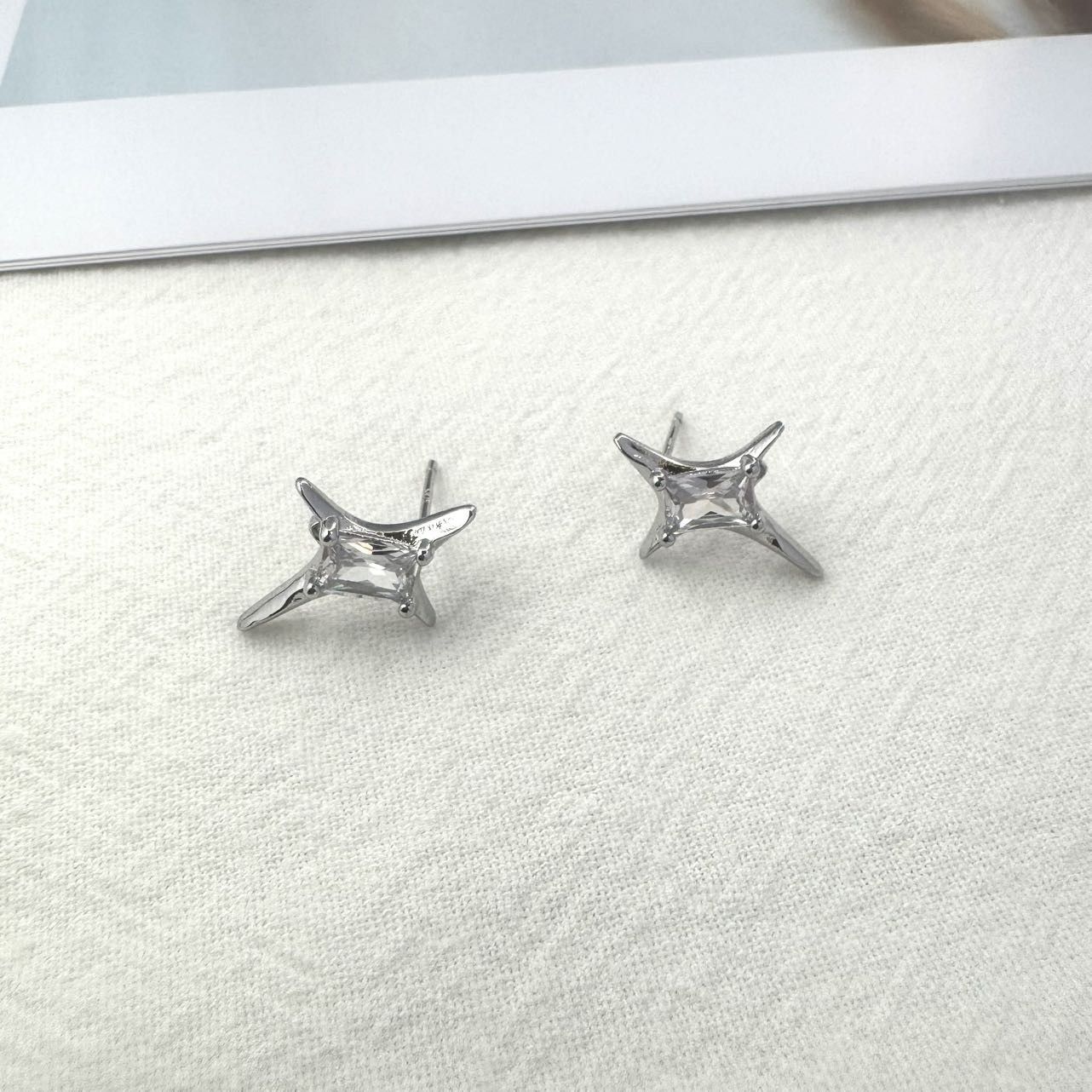 Other Star Stud Earrings for Men Women Unisex Earrings Size ONE SIZE - 4 Thumbnail