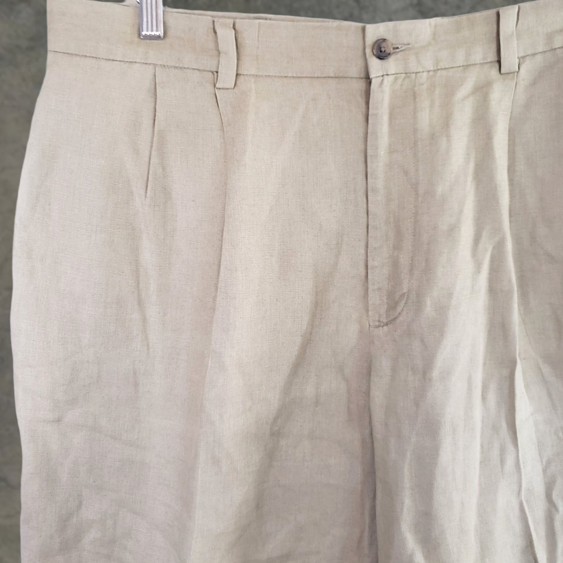 Brooks Brothers Brooks Brothers 346 Mens Linen Shorts Beige Tan Khaki - Travel Casual 9-Inch Size US 40 / EU 56 - 1 Thumbnail