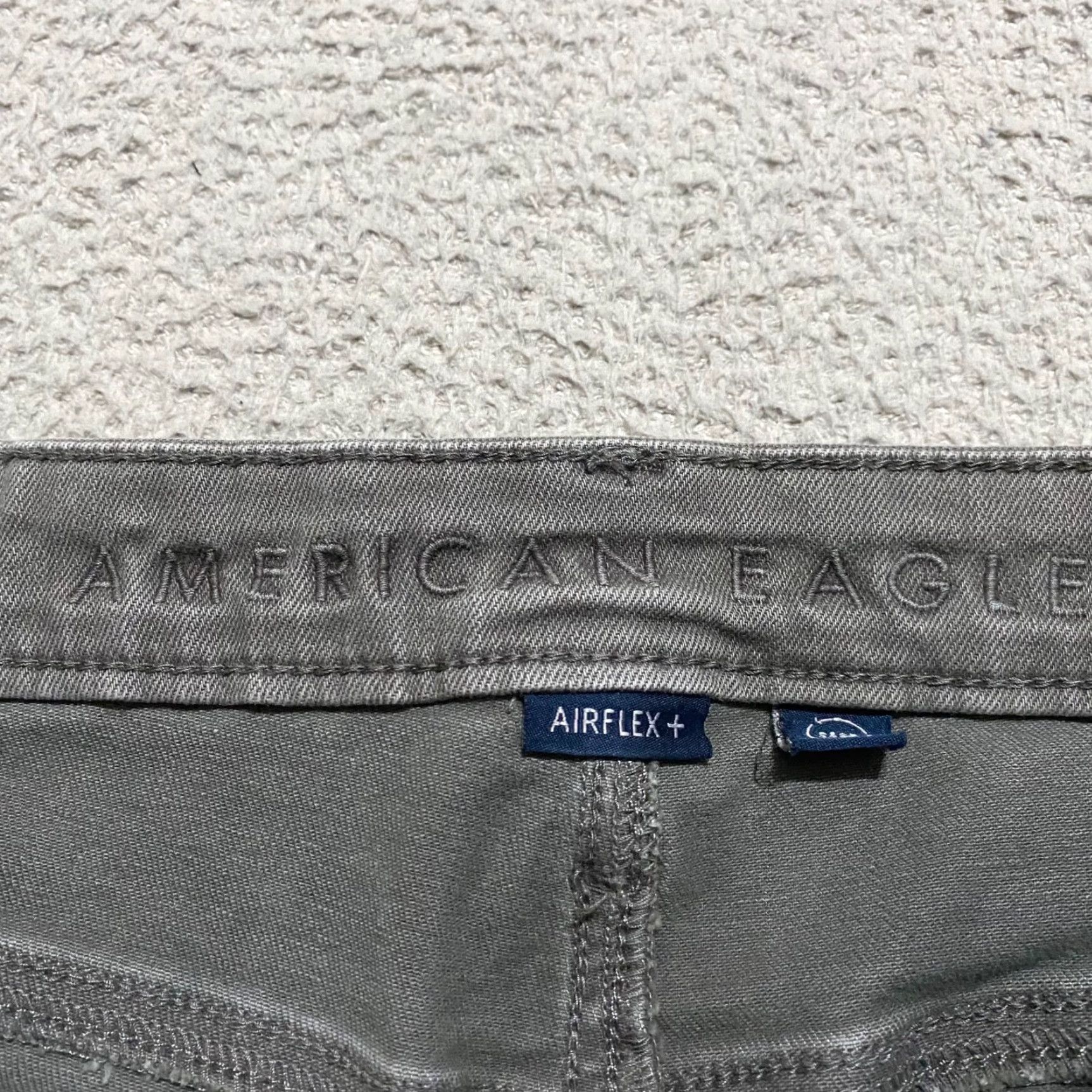 American Eagle Outfitters American Eagle Outfitters Jeans Mens 29x32 Gray Denim Athletic Fit Tapered Medium Wash Size US 29 - 3 Thumbnail