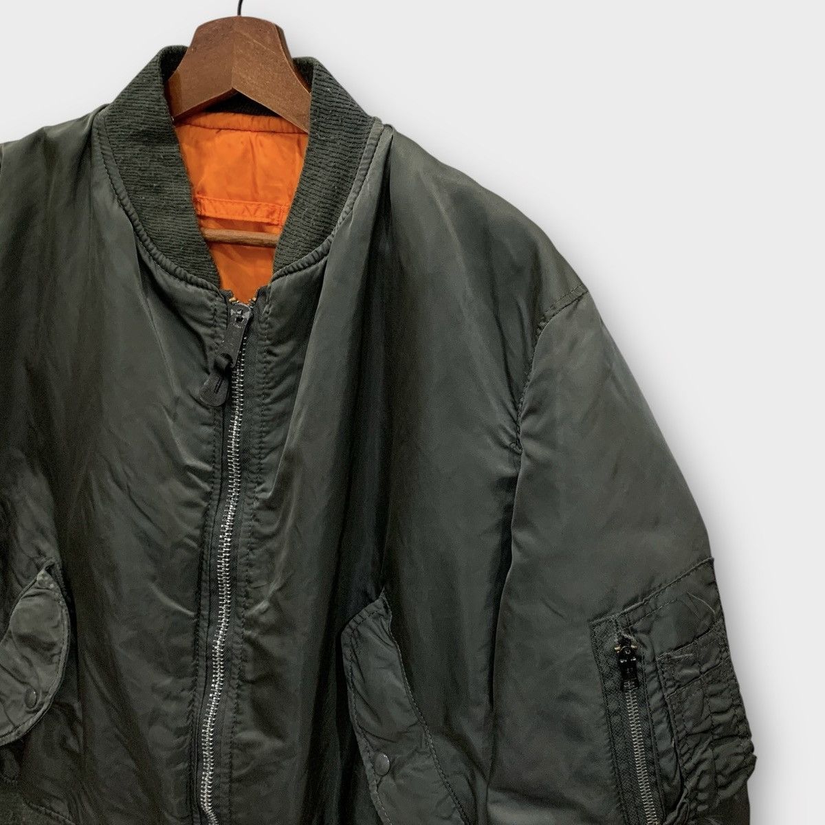 Alpha Industries VINTAGE USAF MA 1 FLIGHT BOMBER JACKET REVERSIBLE MILITARY Size US M / EU 48-50 / 2 - 9 Thumbnail