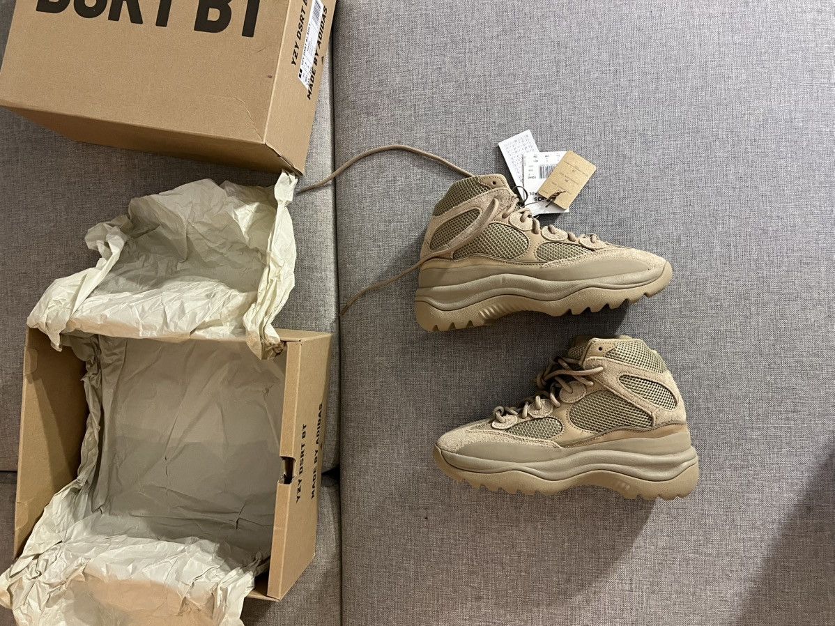 Yeezy Yeezy Boost Dsrt Rock Size US 7.5 / EU 40-41 - 2 Thumbnail