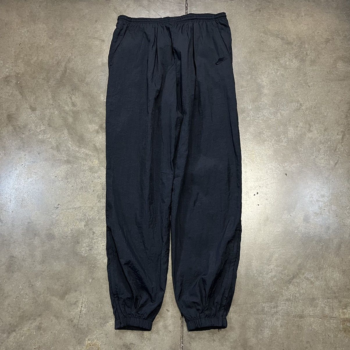 Nike × Vintage Vintage 90s Nike Windbreaker Jogger Sweatpants Mini Swoosh Size US 32 / EU 48 - 3 Thumbnail
