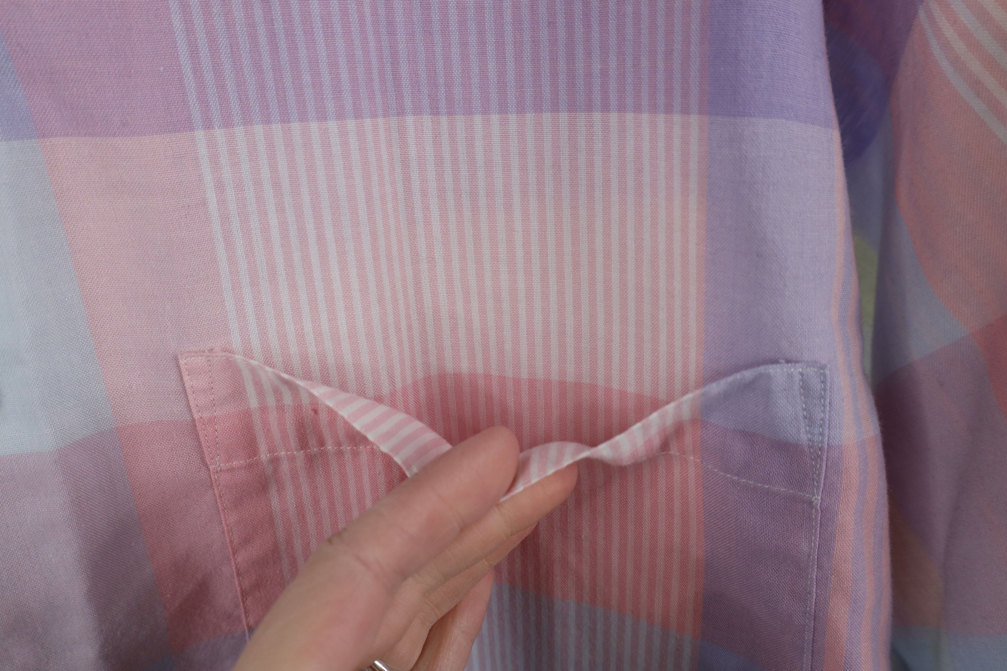 Vintage Vintage 90s Streetwear Pastel Short Sleeve Button Shirt Size US XL / EU 56 / 4 - 4 Thumbnail