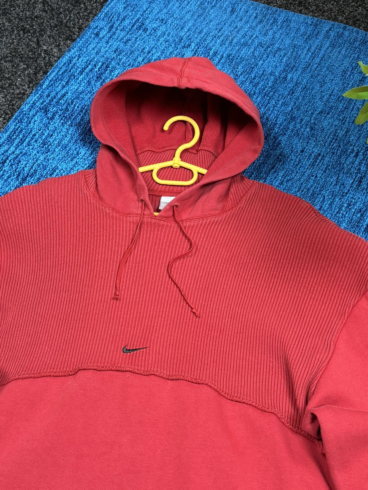 Nike VINTAGE NIKE CENTER SWOOSH HOODIE 90S SIZE L TRAVIS SCOTT 🛍️ Size US L / EU 52-54 / 3 - 10 Thumbnail