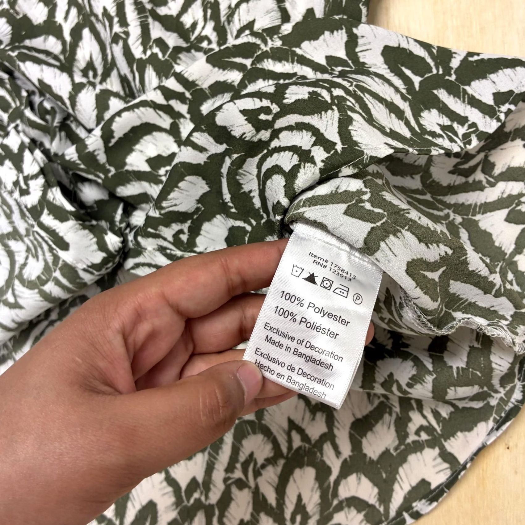 Vintage JACHS Girlfriend Blouse Womens XL Green Floral 3/4 Sleeve Roll Tab Woven Top Shirt Casual Spring Womens Size XL / US 12-14 / IT 48-50 - 4 Thumbnail