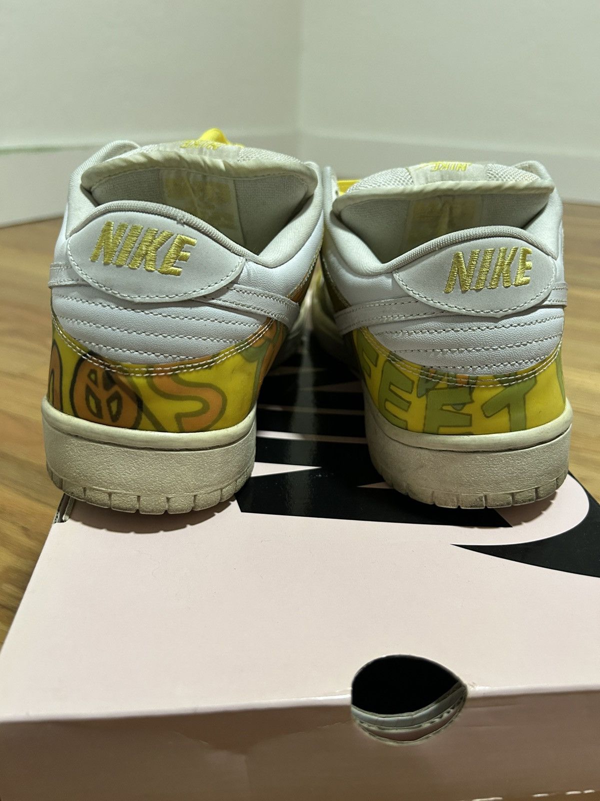 Nike Nike Dunk Low Pro SB De La Soul 2005 White Yellow Size 11 Size US 11 / EU 44 - 6 Thumbnail