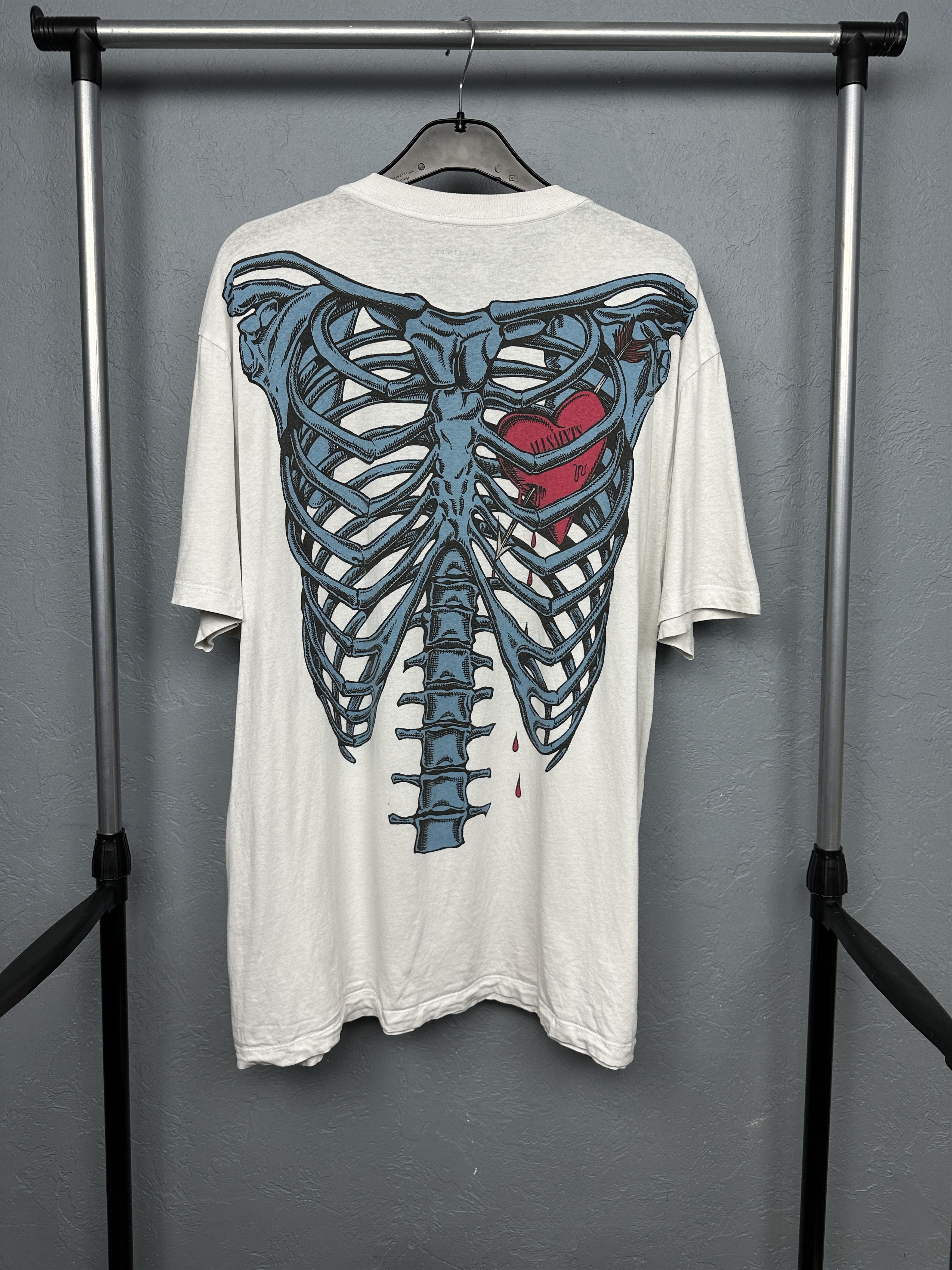 Allsaints Allsaints Mens Bleeding Heart Crew Neck T-Shirt Size US XL / EU 56 / 4 - 1 Thumbnail
