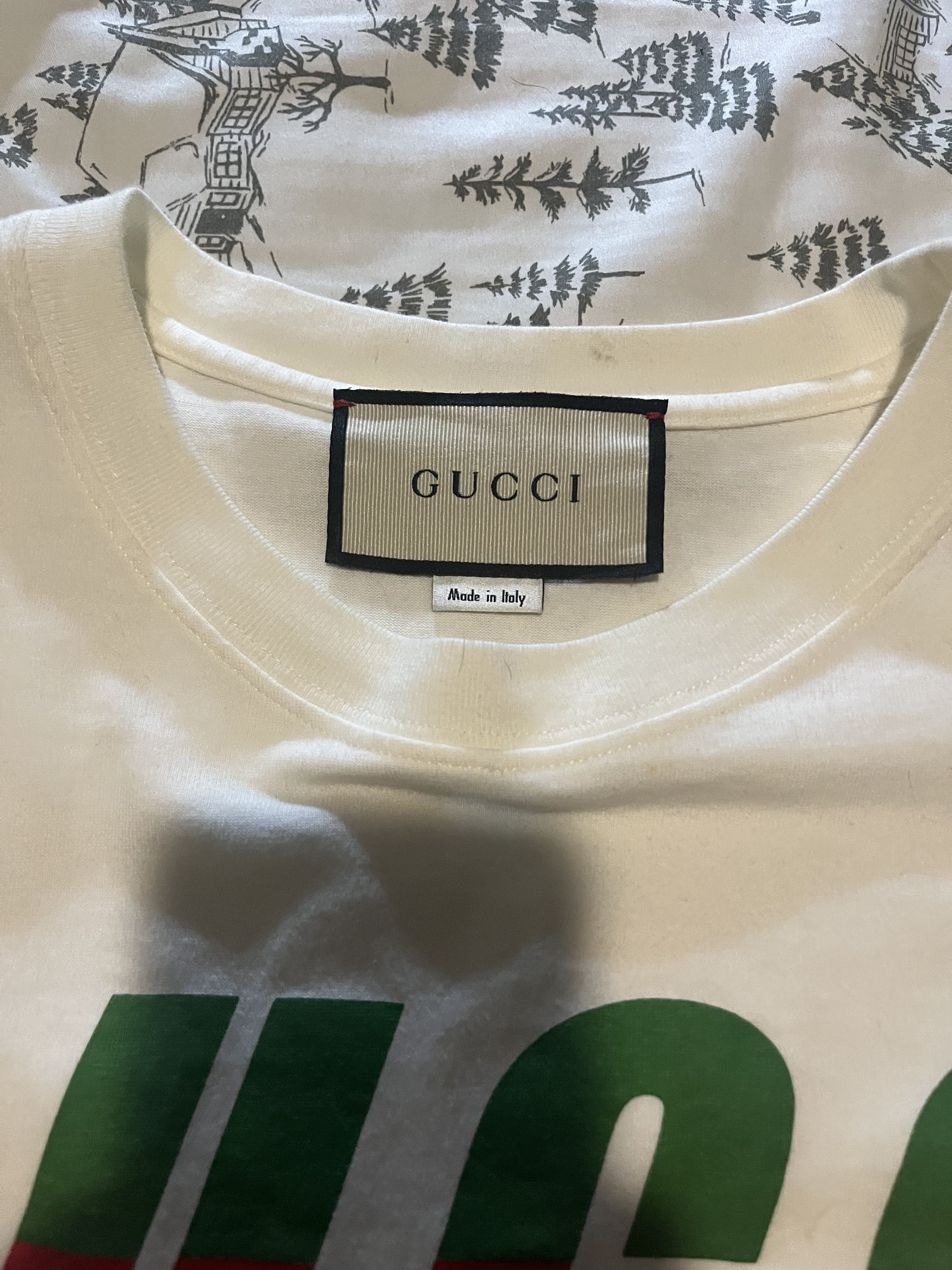 Gucci This is a white Gucci Blade print cotton jersey T-shirt. Size US M / EU 48-50 / 2 - 3 Thumbnail