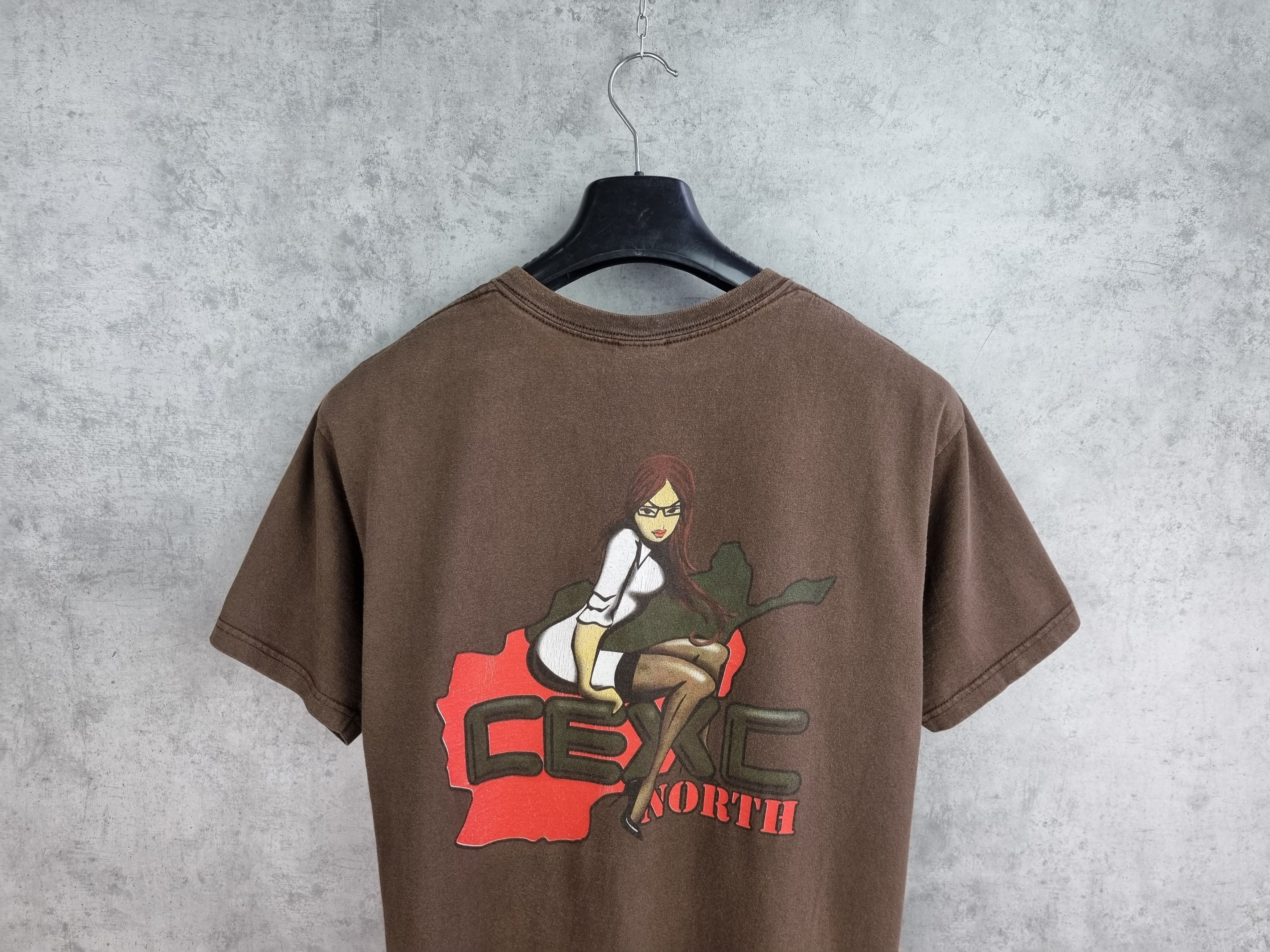 Vintage Rare Afghanistan Exploitation Cell Anvil Tee Shirt Size US L / EU 52-54 / 3 - 1 Thumbnail