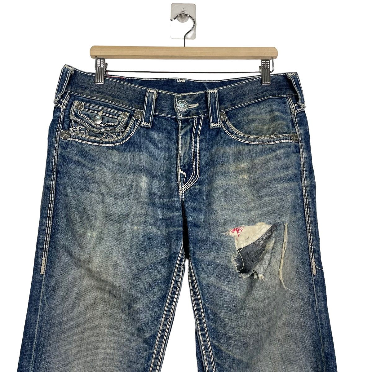 True Religion 💥TRUE RELIGION RICKY BIG DISTRESSED DENIM JEAN Size US 34 / EU 50 - 5 Thumbnail