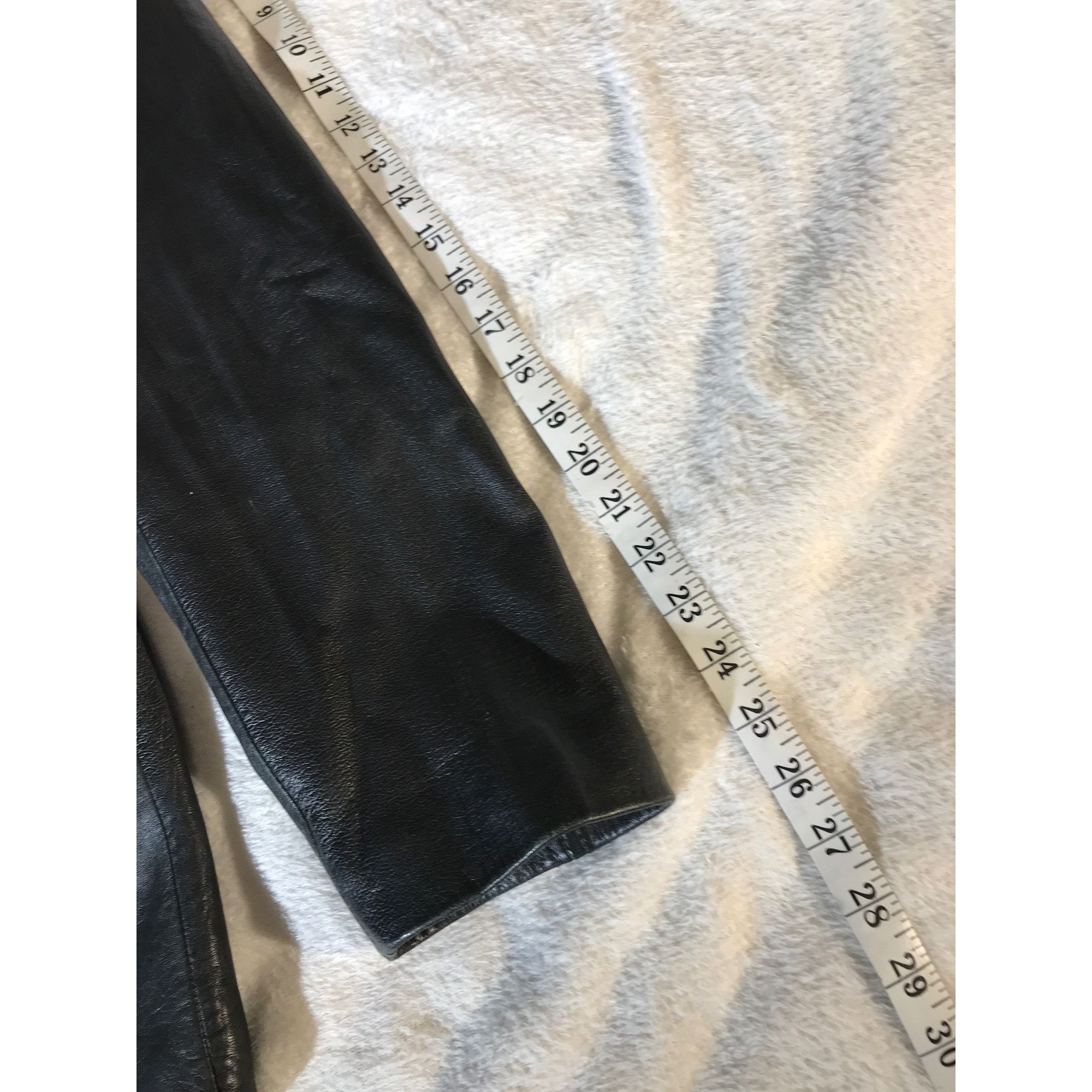 Vintage Jacqueline Ferrar Womens Vintage Black Lambskin Leather Coat Size L / US 10 / IT 46 - 9 Thumbnail