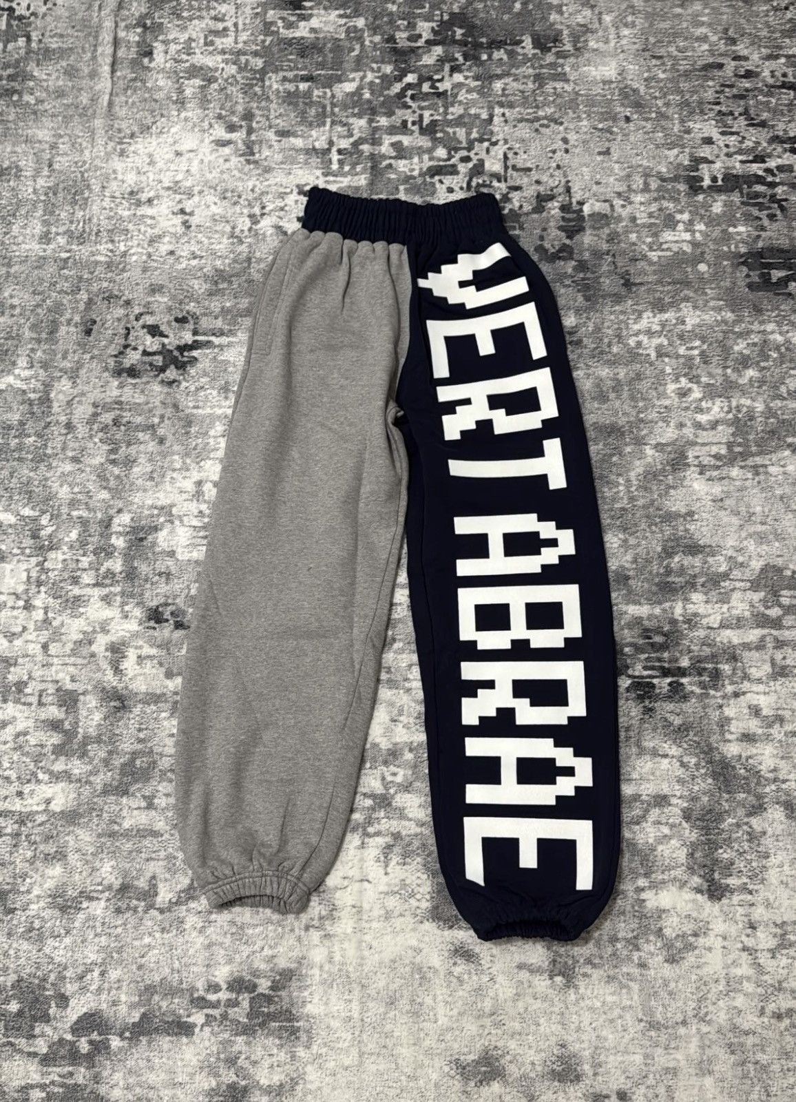 Vertabrae Vertabrae Sweatpants Size US 31 - 1 Thumbnail