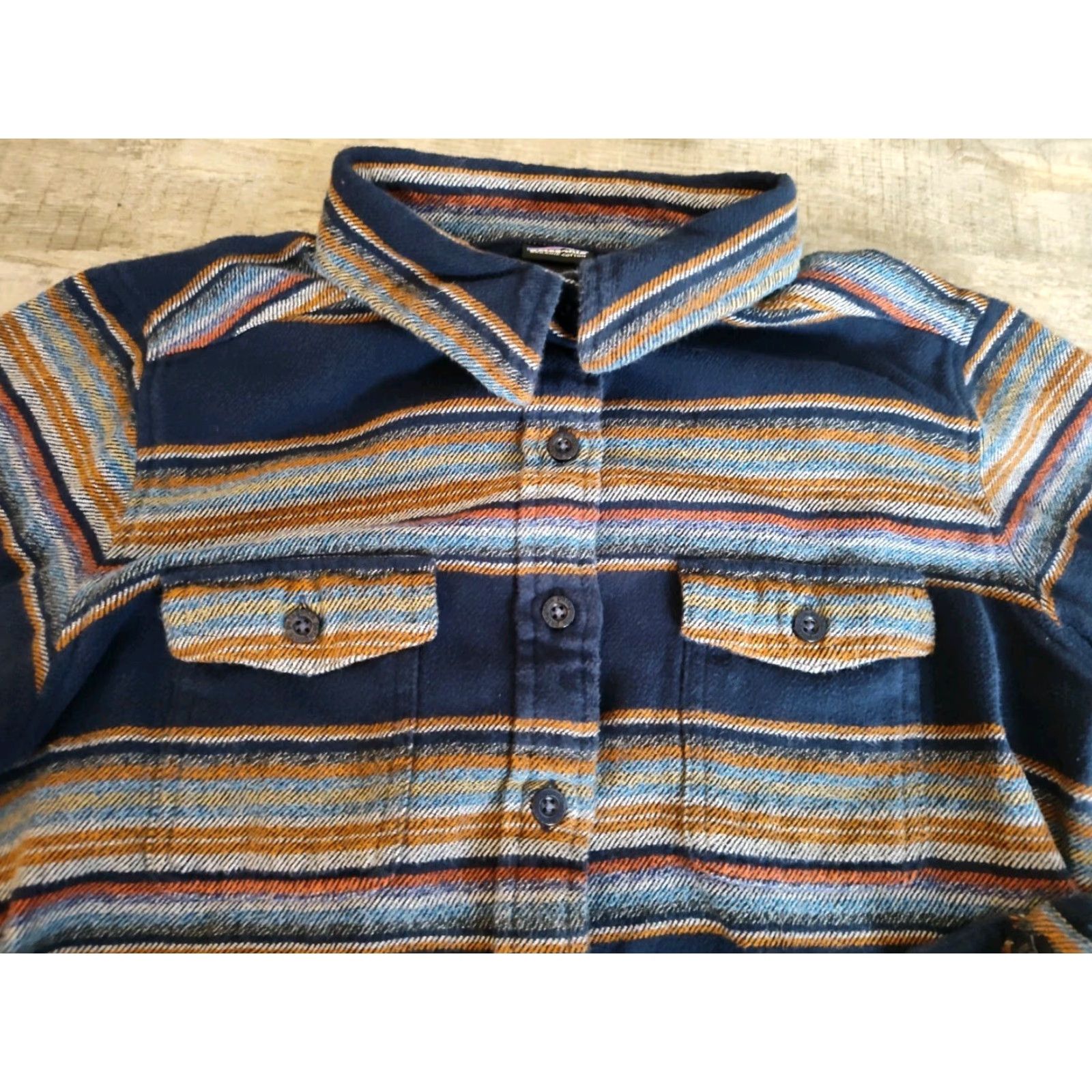 Patagonia Patagonia Fjord Flannel Shirt Gaucho Stripe Navy Long Sleeve Women’s Size 6 Size M / US 6-8 / IT 42-44 - 5 Thumbnail