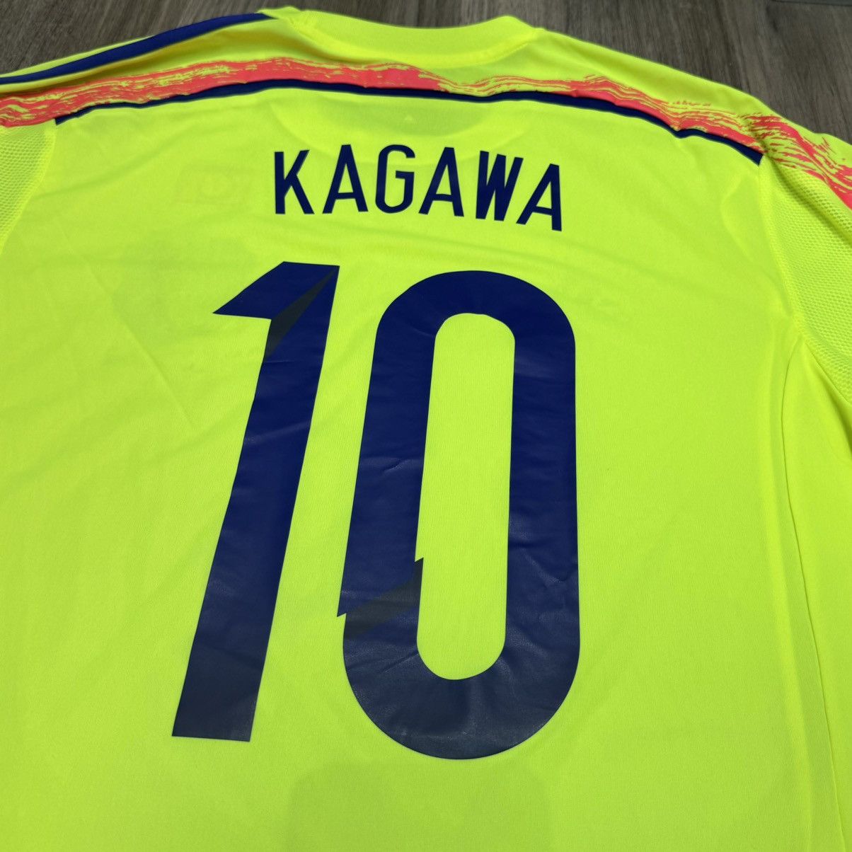 Adidas Japan 14/15 player issue away shirt #10 Kagawa Size US M / EU 48-50 / 2 - 4 Thumbnail