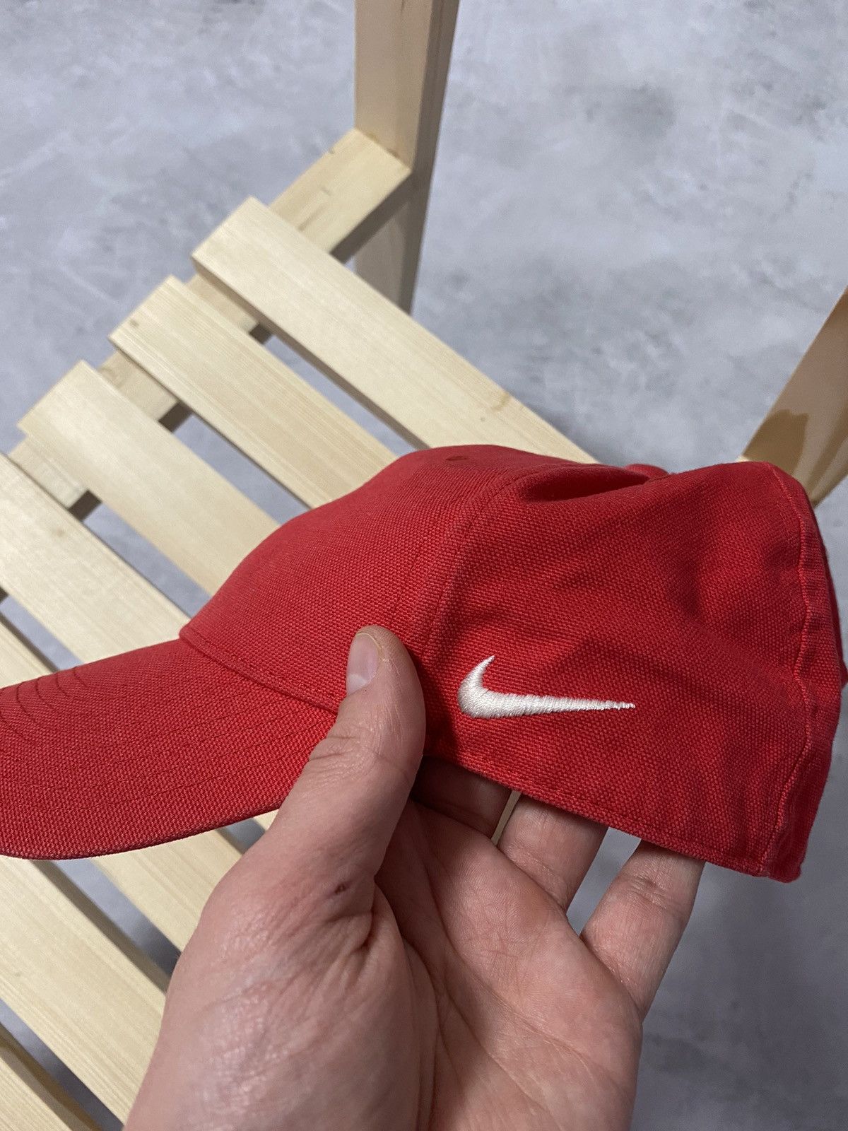 Nike 📍Vintage Cap Nike Red Side Swoosh Size ONE SIZE - 2 Thumbnail