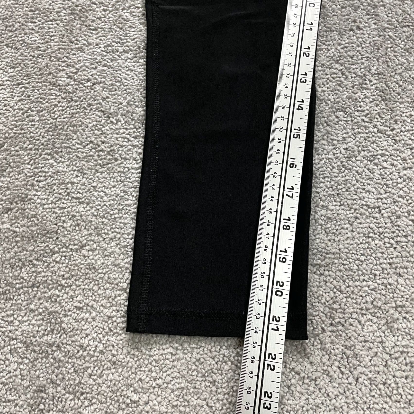 Vintage VINTAGE N.Y.L. Cropped Leggings Womens Large Black Mid Rise Capri Active Yoga Gym 26x21 Size 28" / US 6 / IT 42 - 7 Thumbnail