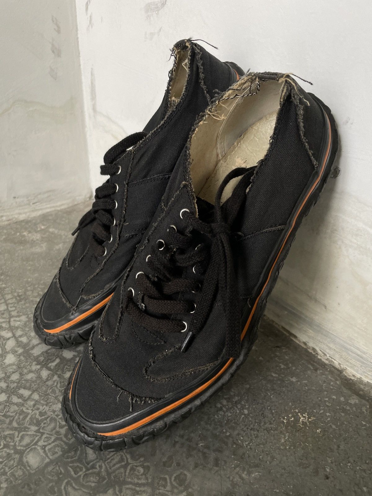 Comme des Garcons × Comme des Garcons Homme Plus × Japanese Brand LIMITED EDITION COMME des GARCONS x Spingle Move Sneakers Size US 7.5 / EU 40-41 - 2 Thumbnail