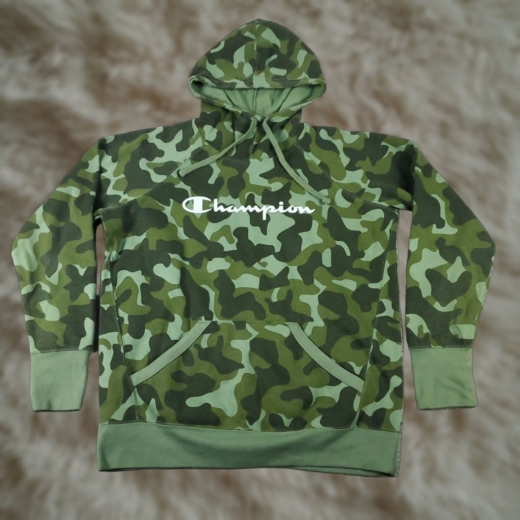 Champion Champion Green Camouflage Pullover Hoodie Womens Large Cotton Blend Fleece Sweatshirt Size L / US 10 / IT 46 - 1 Thumbnail