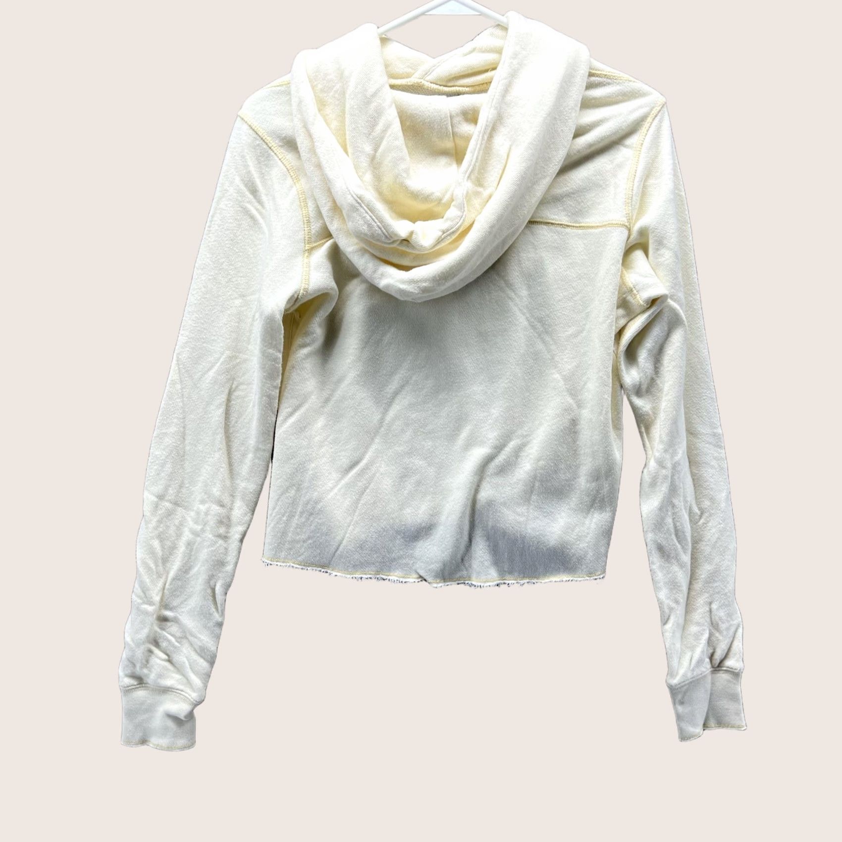 Abercrombie & Fitch VINTAGE Abercrombie & Fitch Hoodie Womens XS Cream Cropped Raw Hem Long Sleeve Size XS / US 0-2 / IT 36-38 - 1 Thumbnail