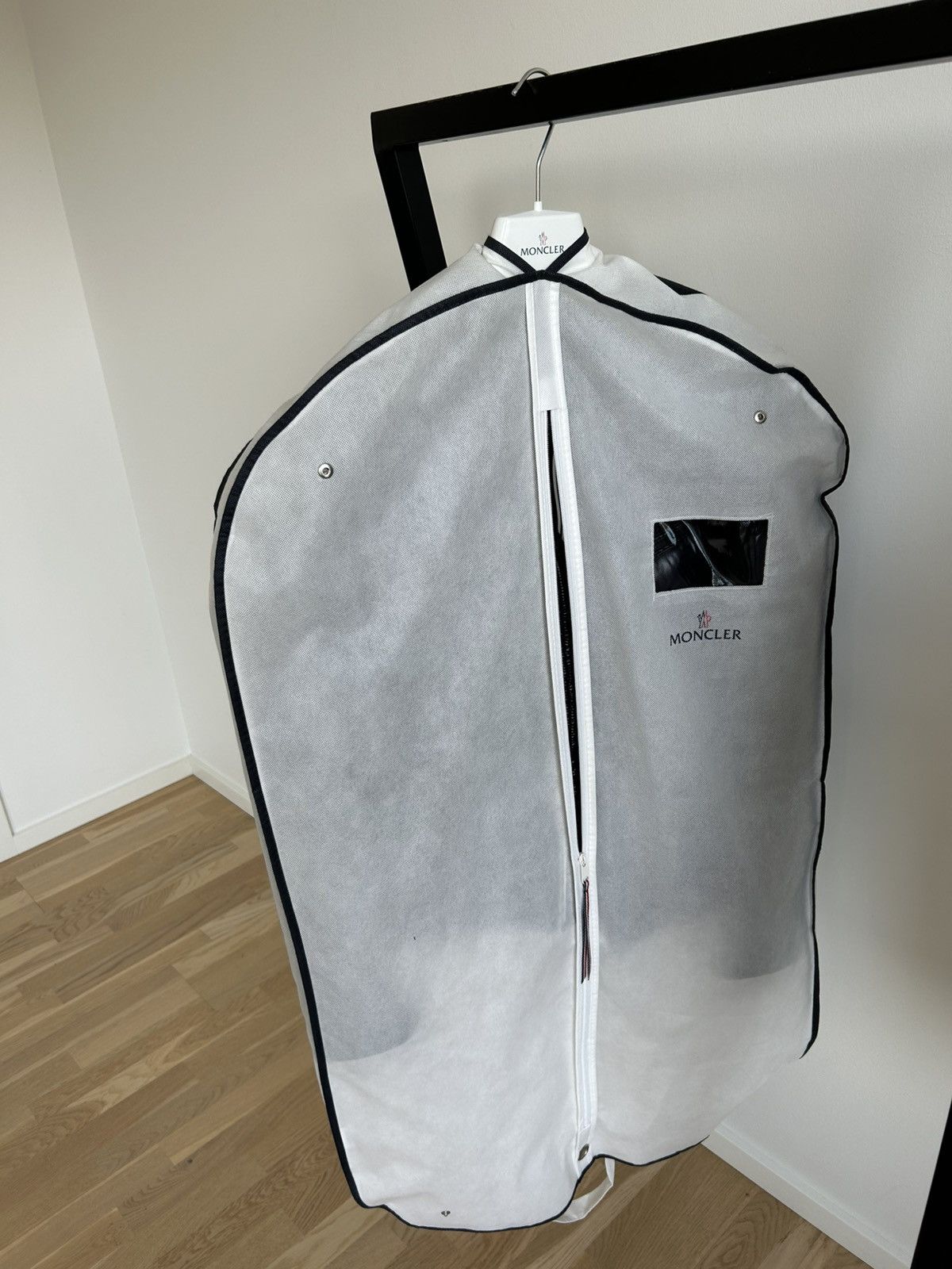 Moncler Caroux Giubbotto Moncler jacket Size US M / EU 48-50 / 2 - 7 Thumbnail