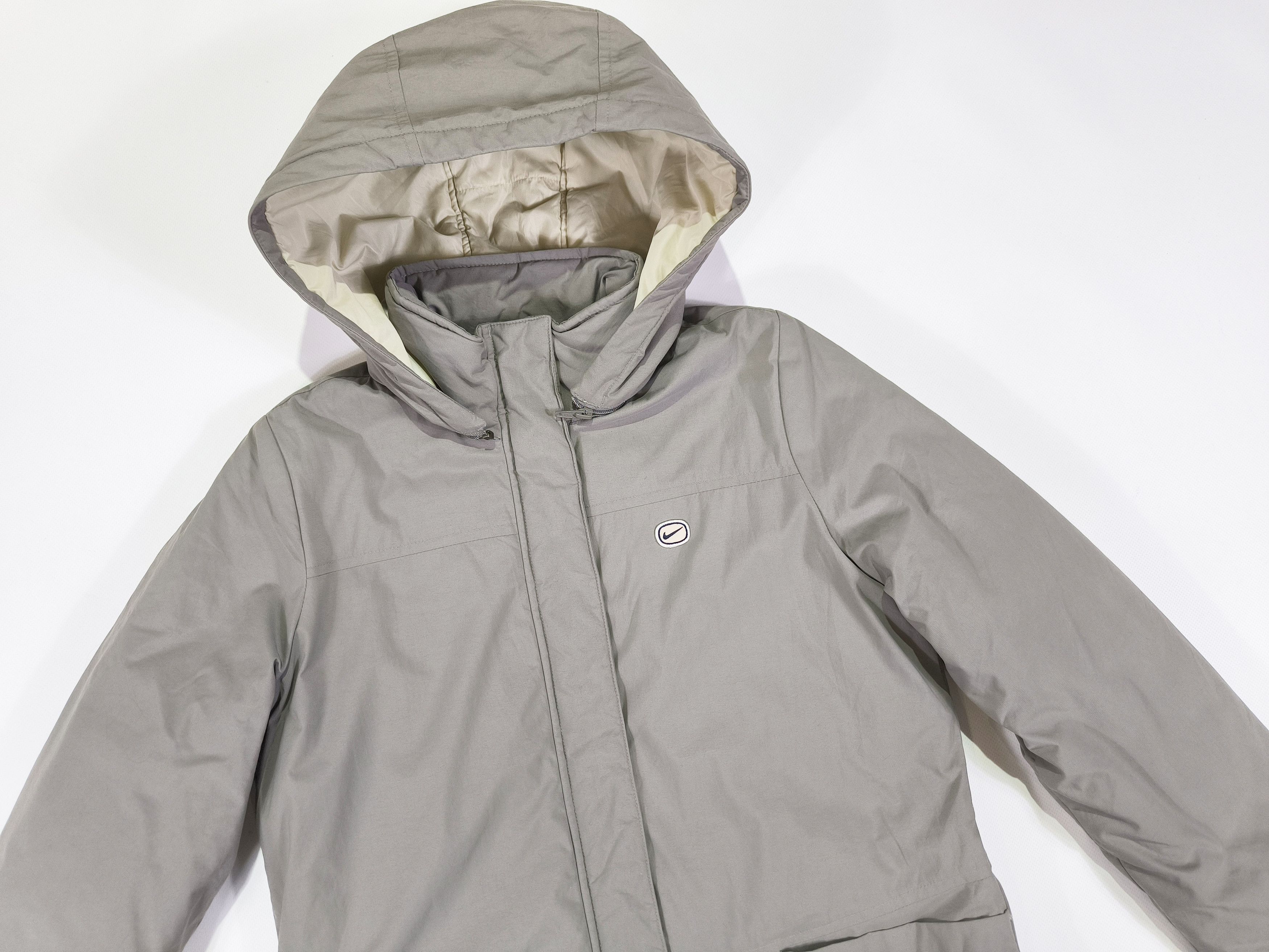 Nike Vintage Nike Gray Hooded Jacket Size XS Y2K Size XS / US 0-2 / IT 36-38 - 2 Thumbnail